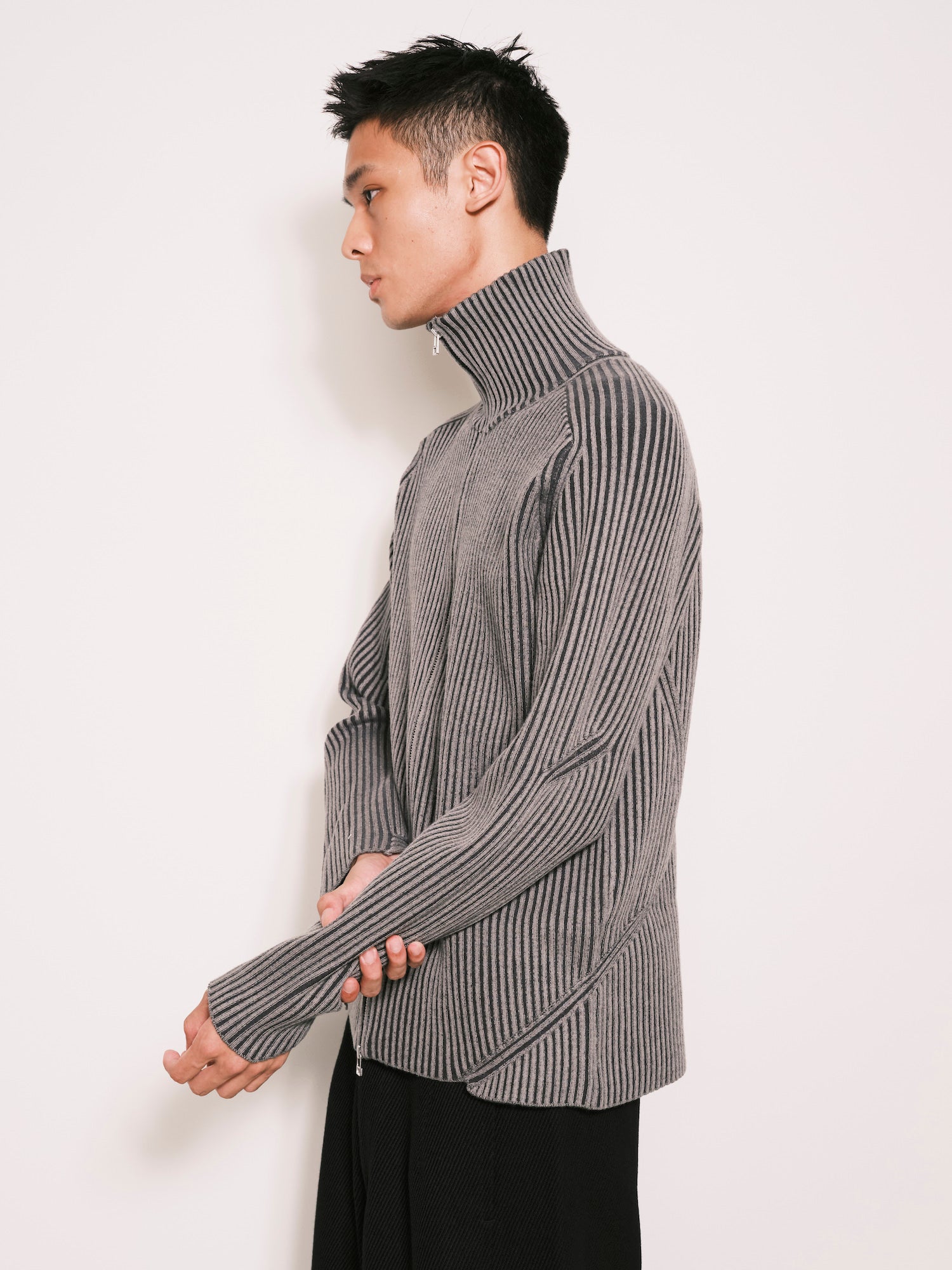 トップス omar afridi JANESWEATER MERINO WOOL 25aw omar afridi JANESWEATER MERINO WOOL 25aw Omar Afridi 2025-26