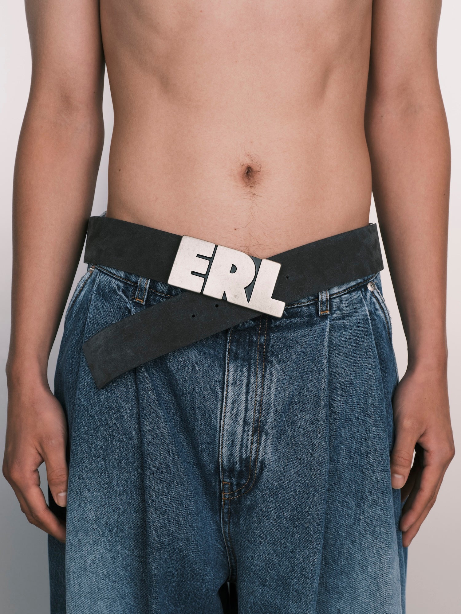 ERL / Erl Large Suede Belt Leather Black - Road Sign