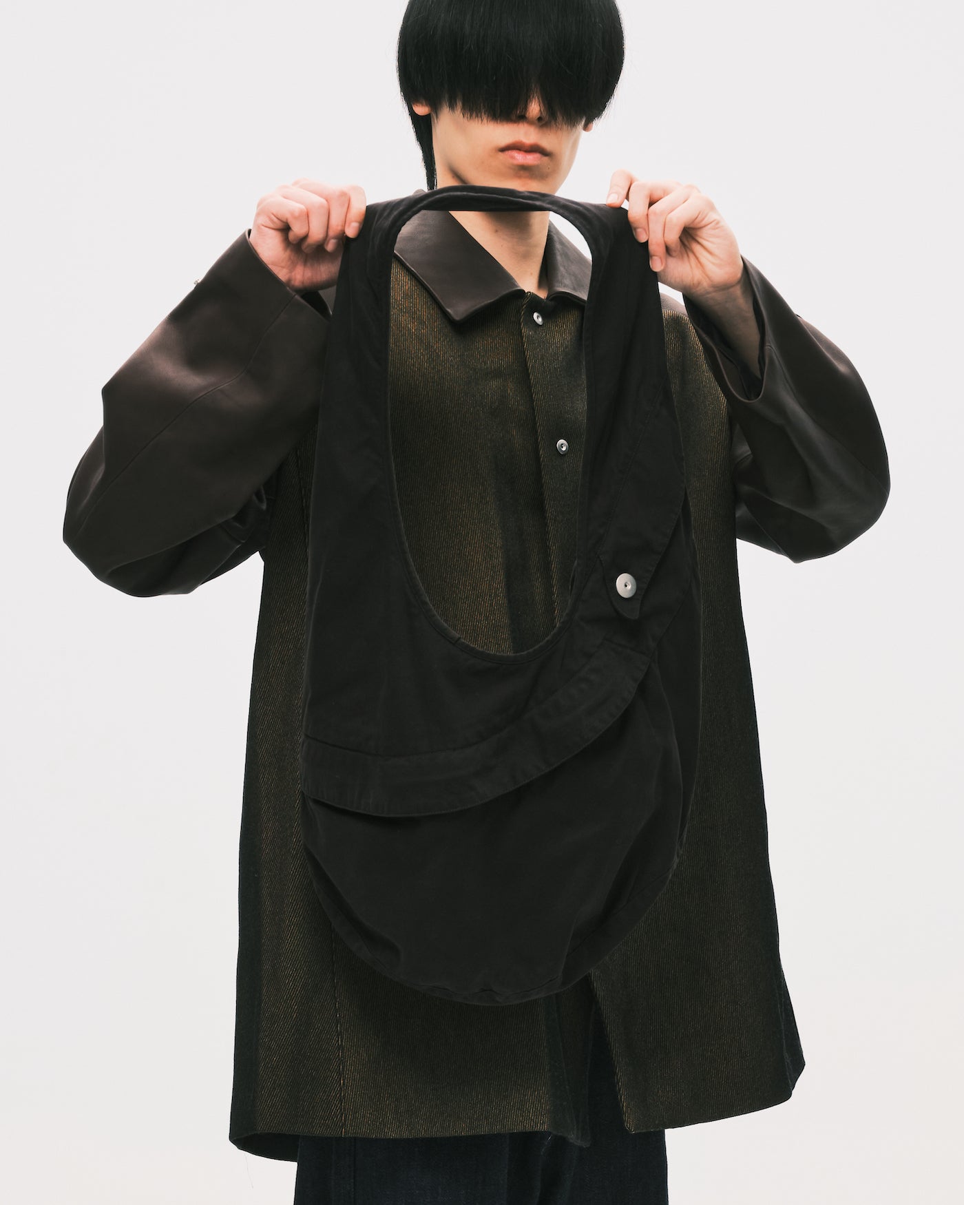 Omar Afridi 22aw 言うまでもなし Quilted Lidia エナメル バッグ