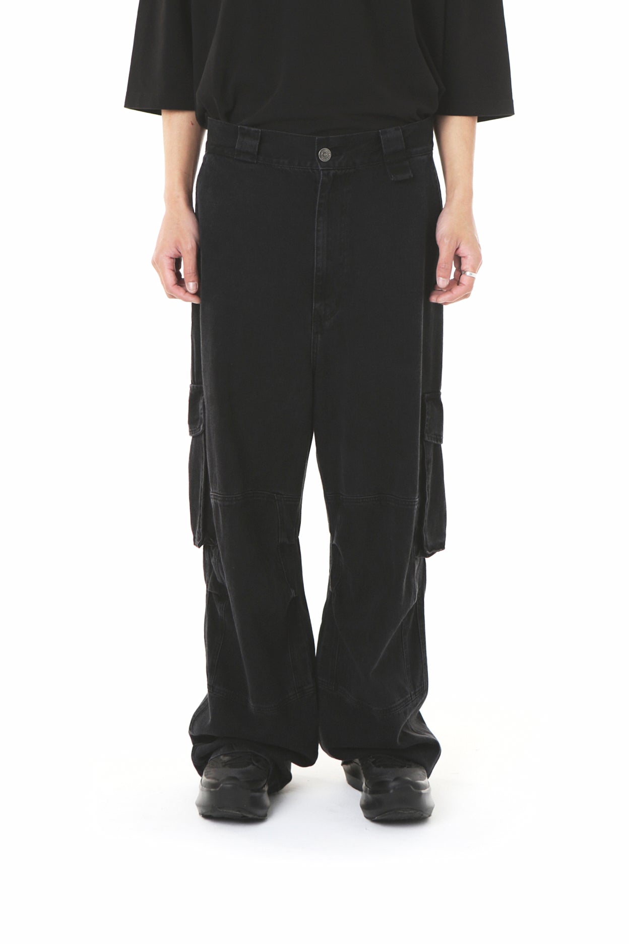 WILLY Cargo Pant Washed Black