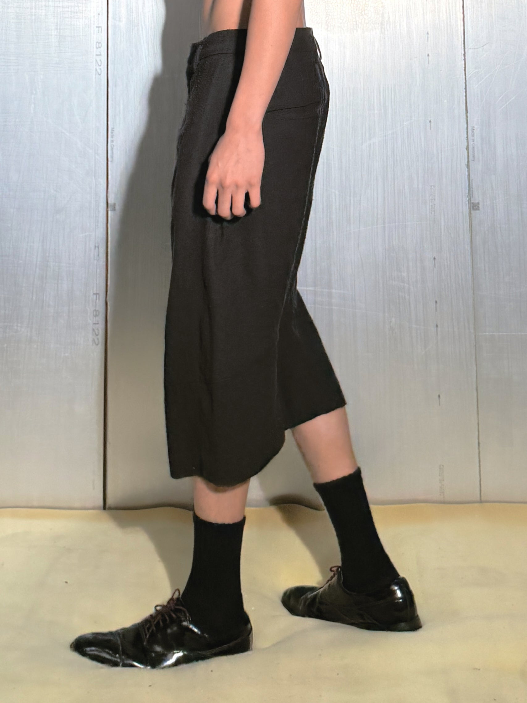 Knee Darted Flare Shorts