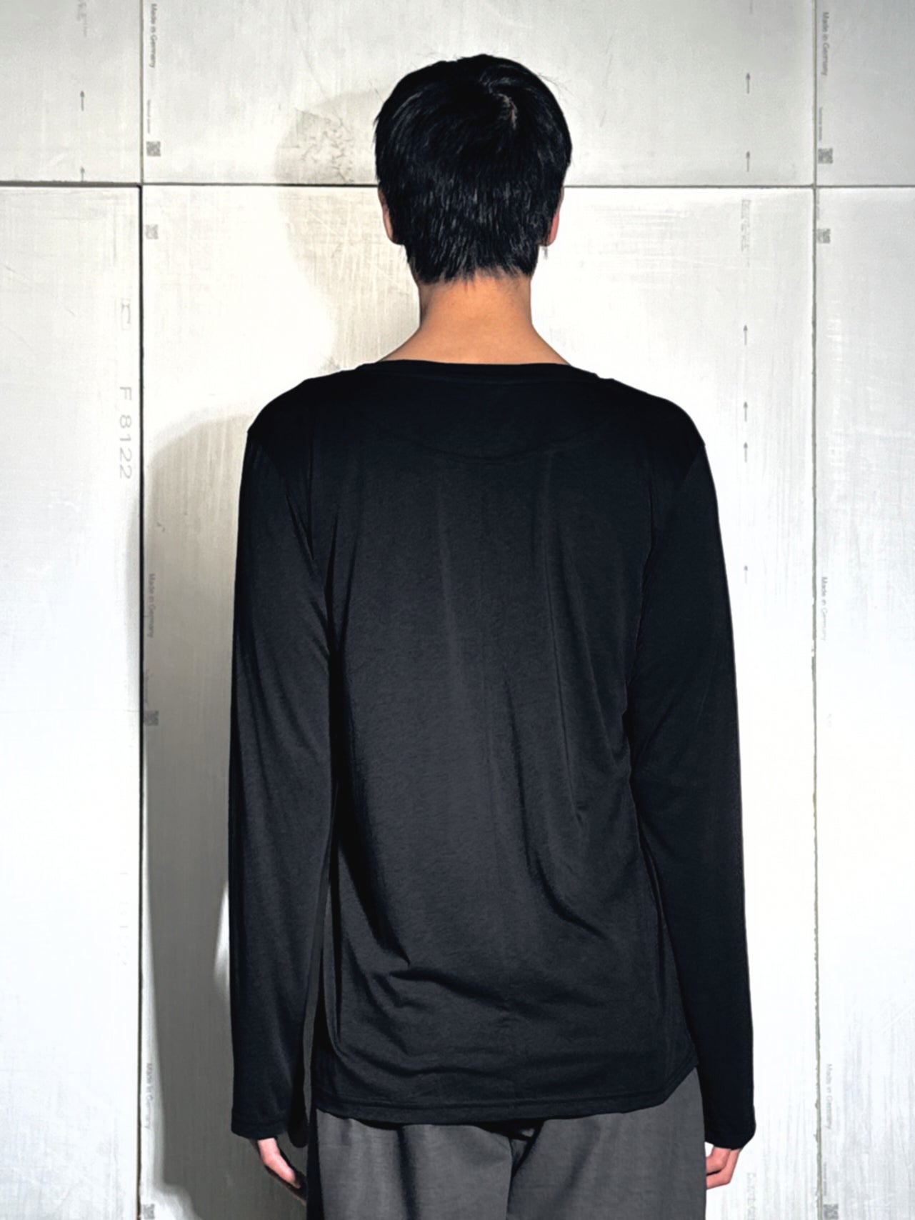 V-Neck Longsleeve