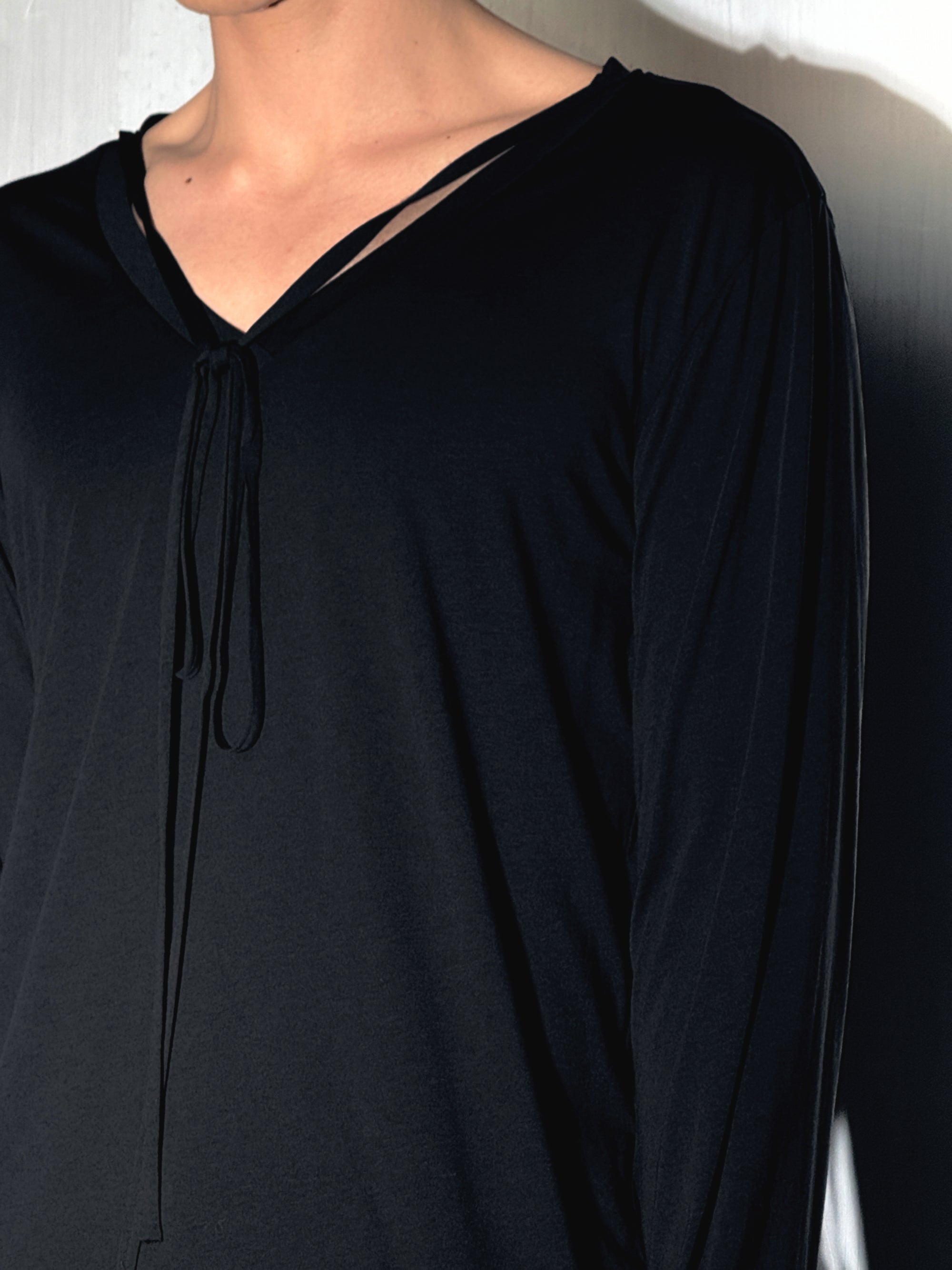V-Neck Longsleeve