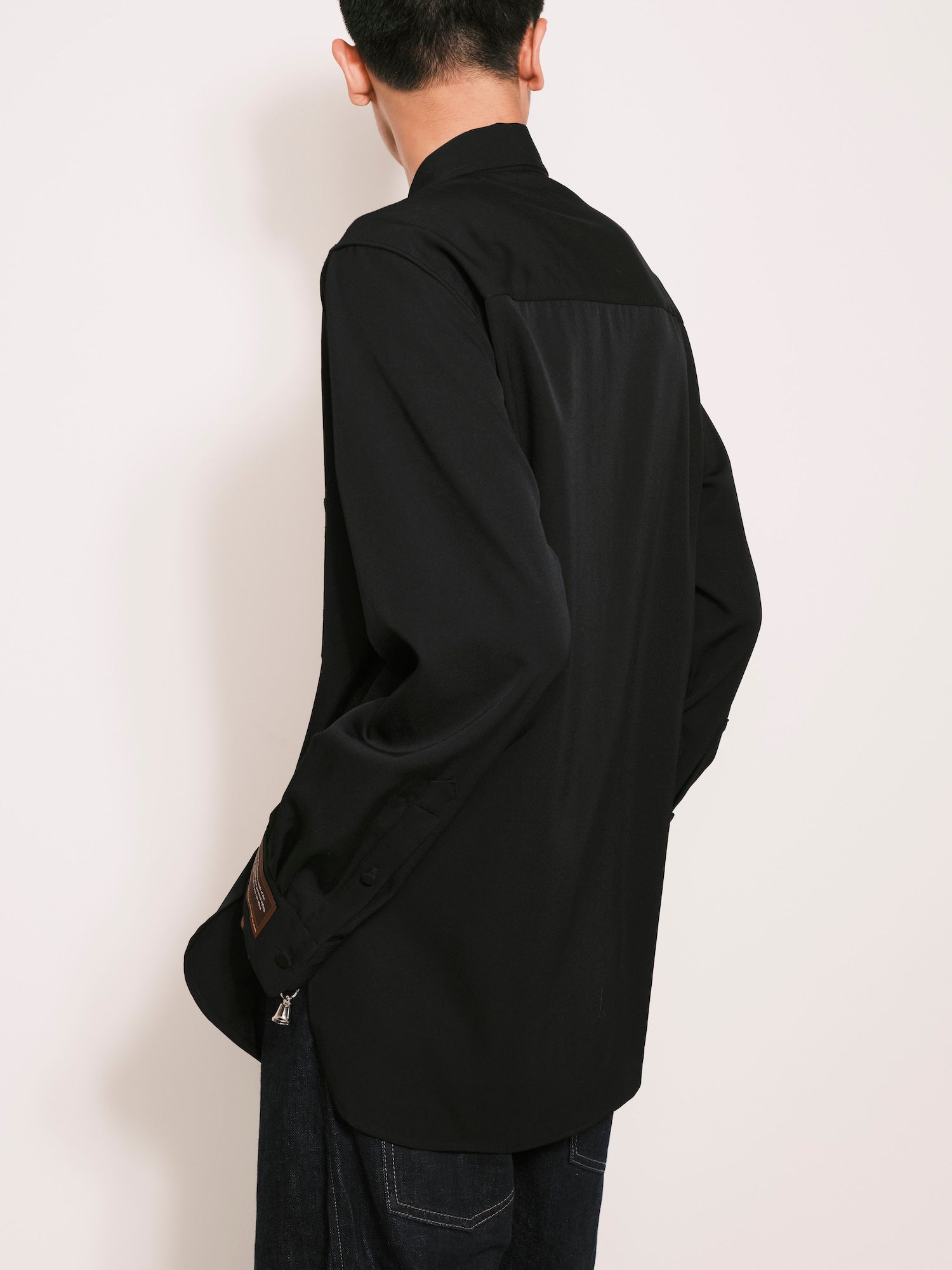 "Wear A Shirt" 襯衫