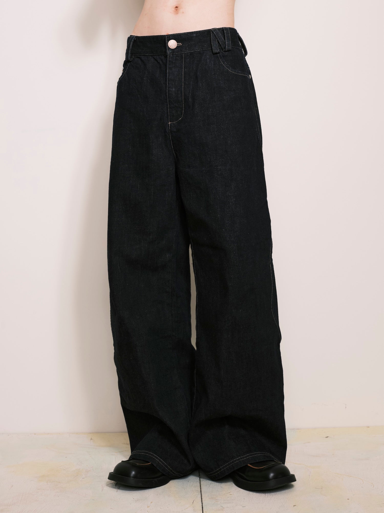 Nullus GREY ARROWS POCKET JEANS Venus Gray Hand Sanding Denim