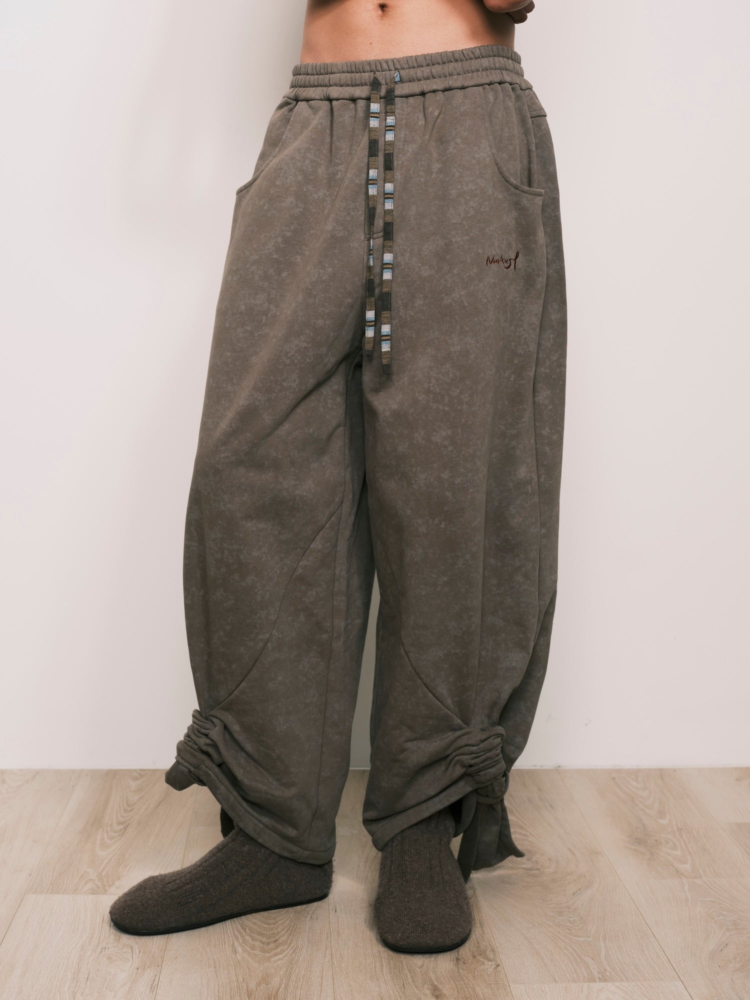 Self-Tie Tube String Sweatpants