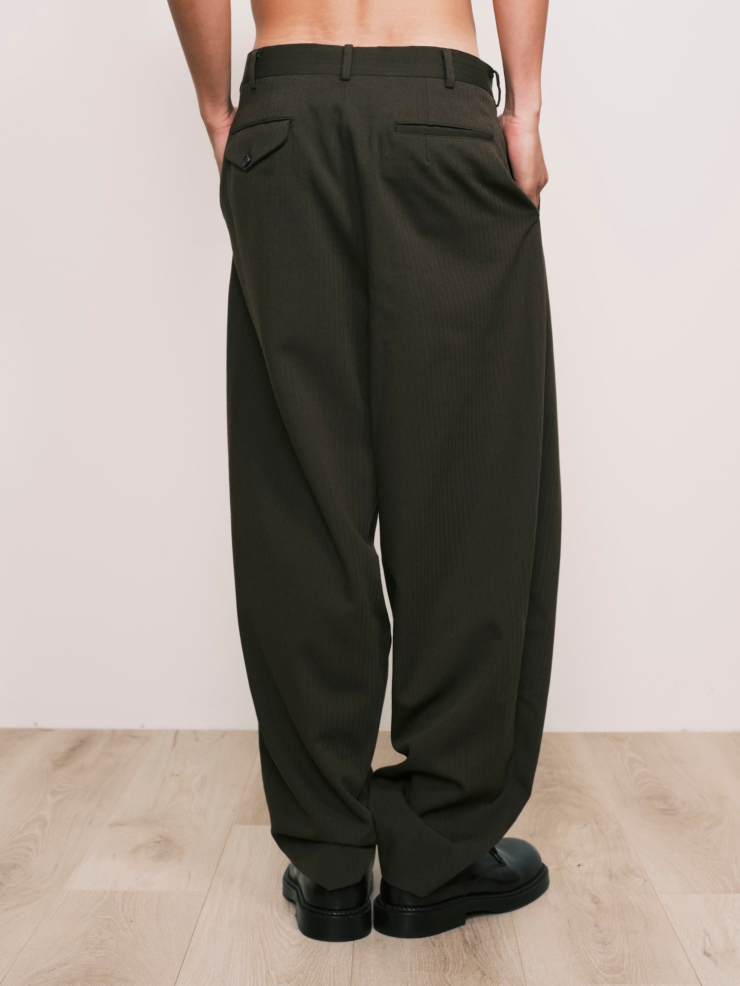 Wool Pleated Pants