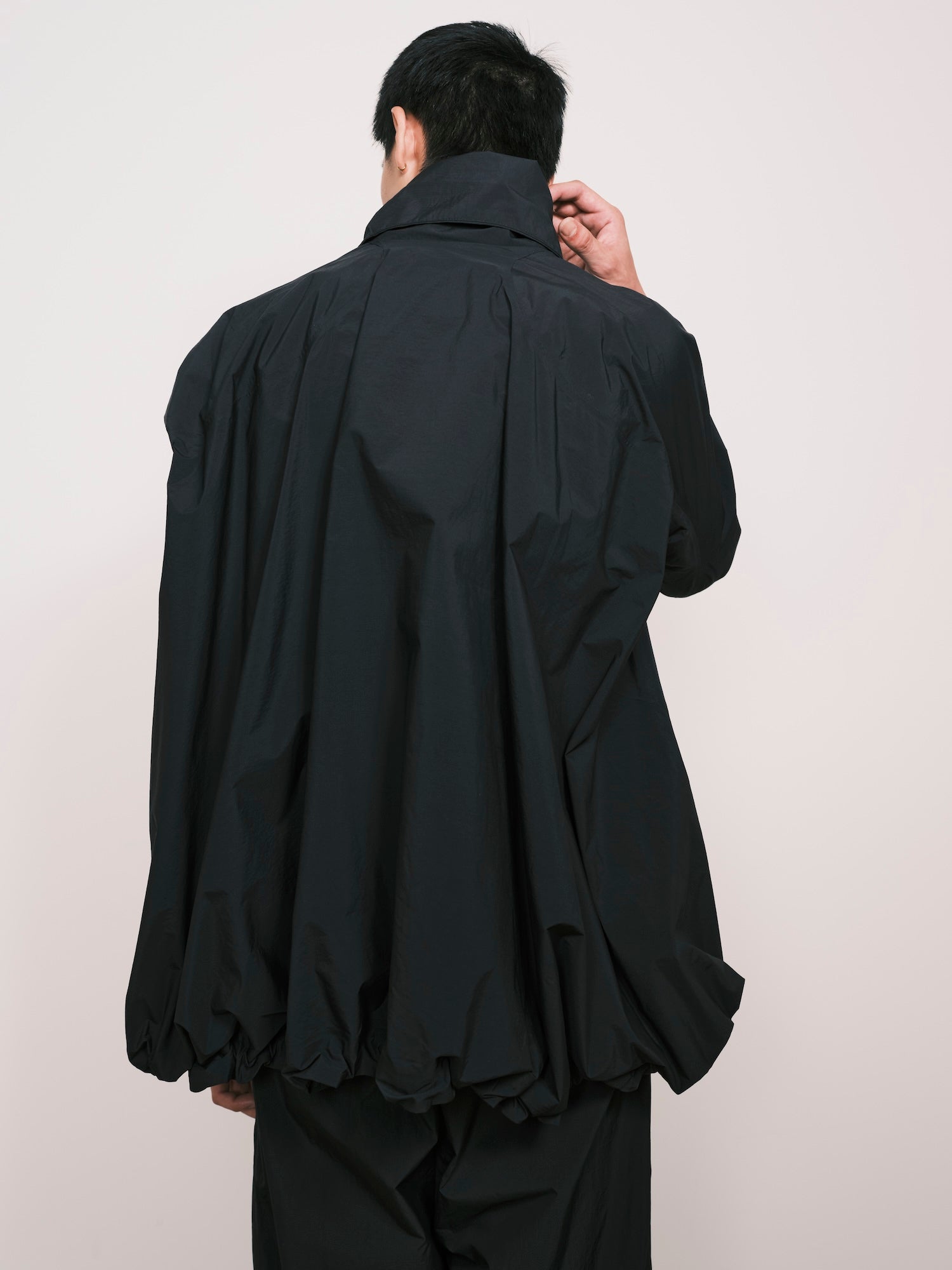 JOHANNA PARV / Cover Jacket Black - Road Sign