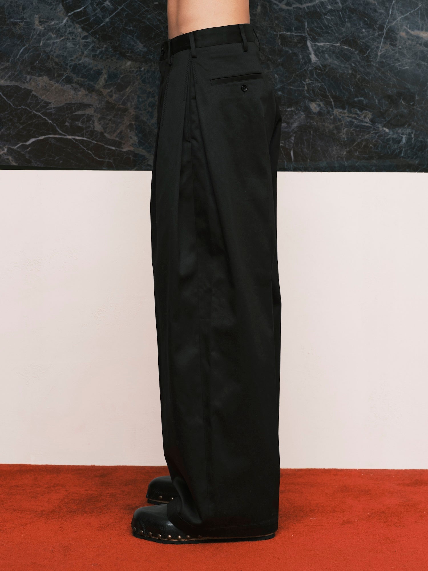 Tuck-Detail Cotton Pants