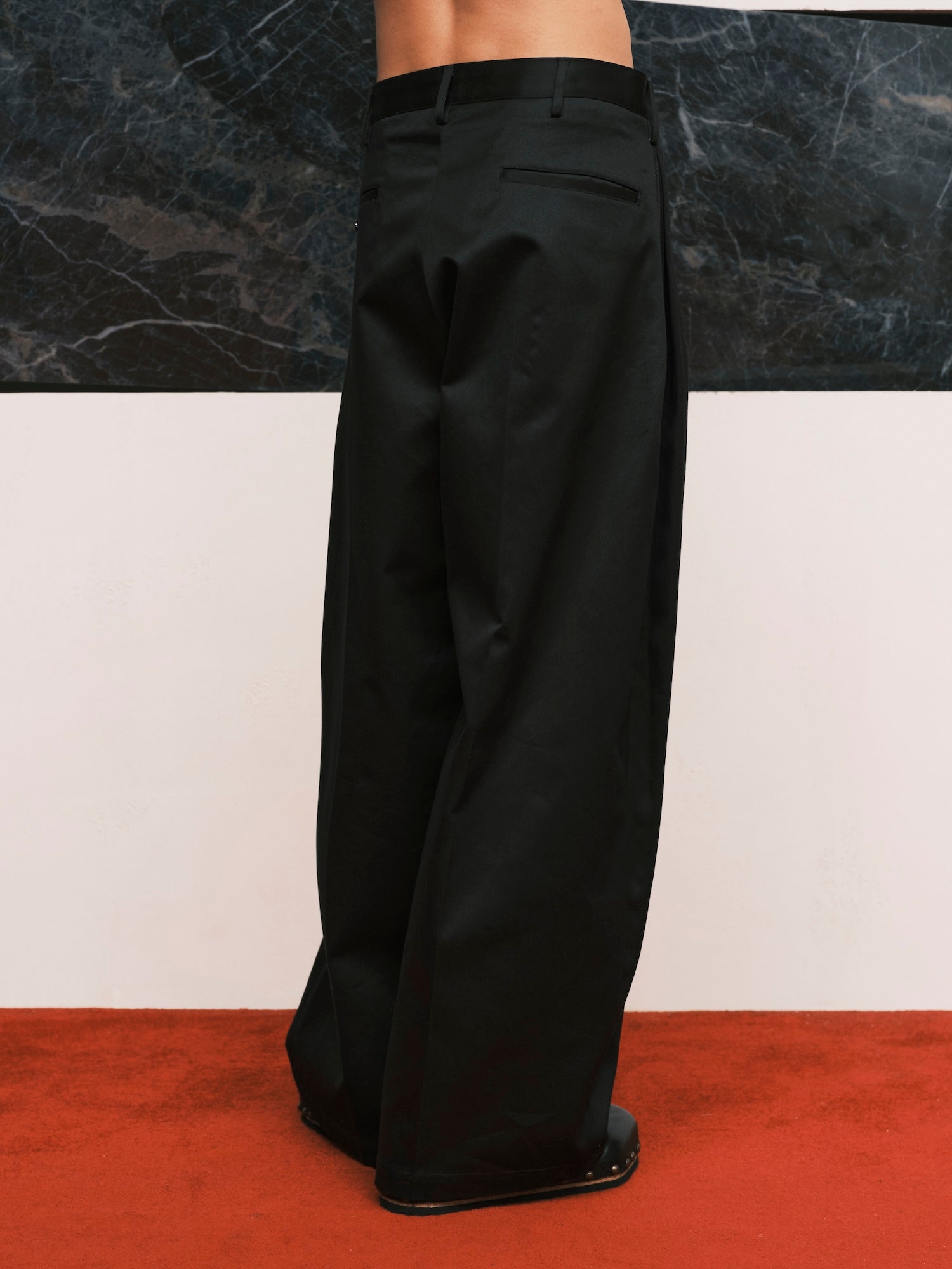 Tuck-Detail Cotton Pants