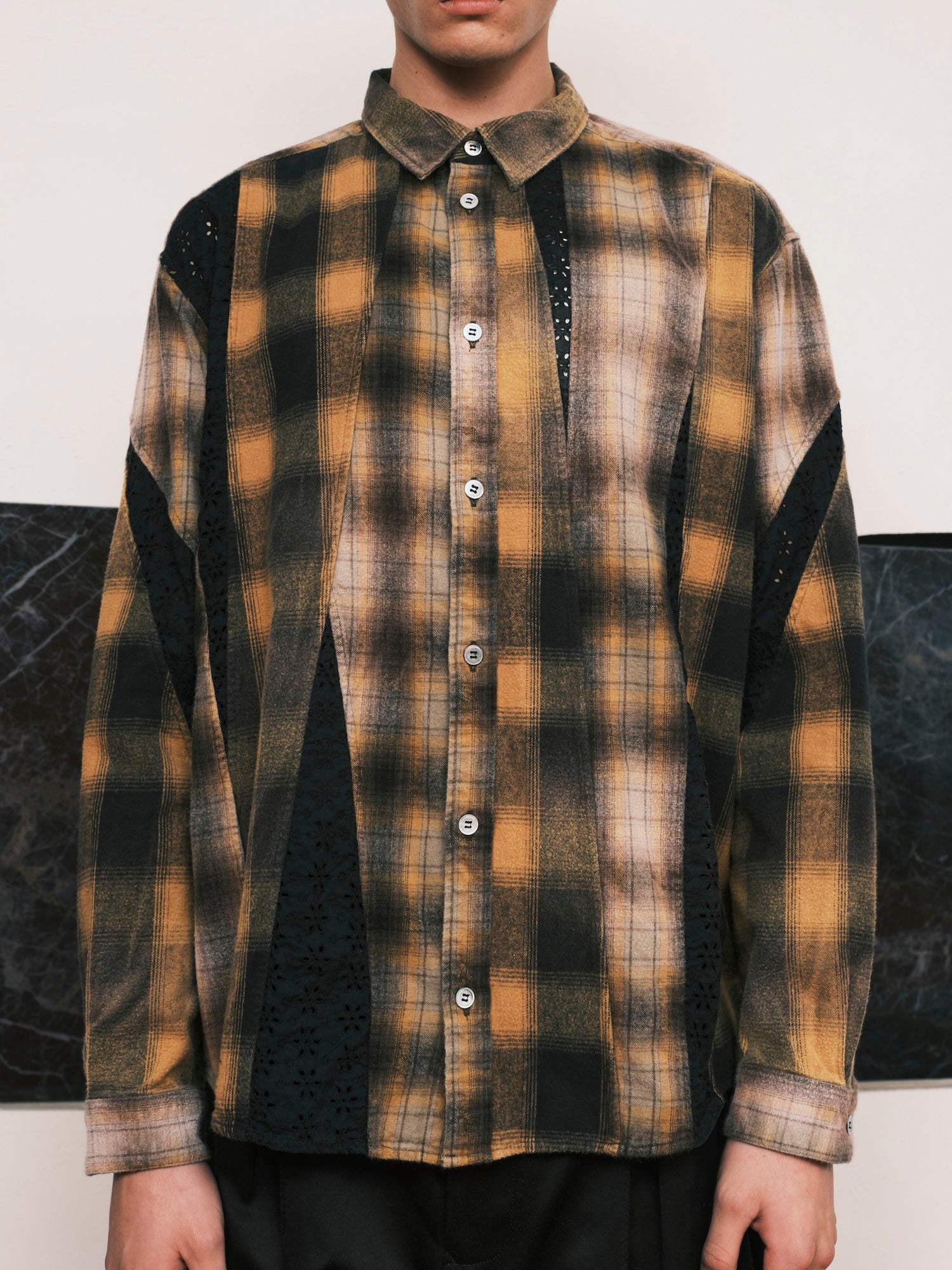 KHOKI / Vintage-effect asymmetric shirt Yellow - Road Sign