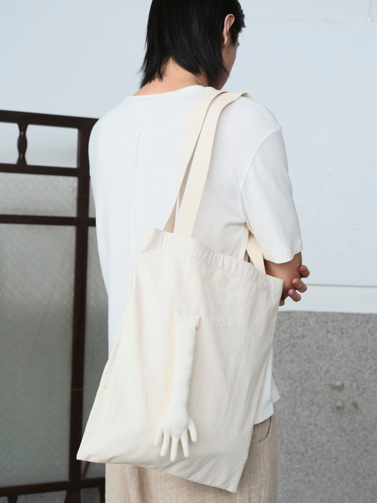 Limbs Tote (One Arm)