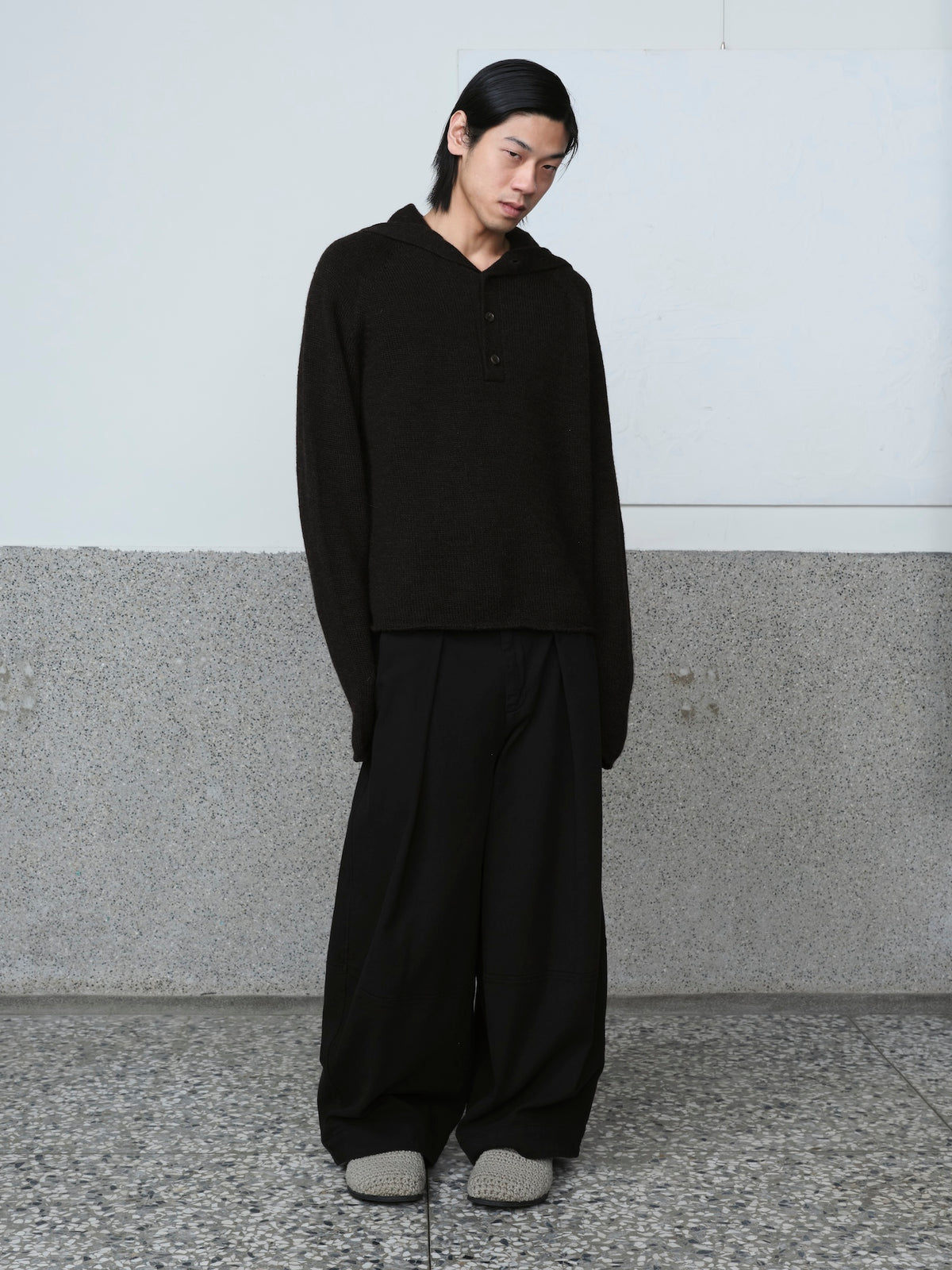 Runaway Neck Jumper