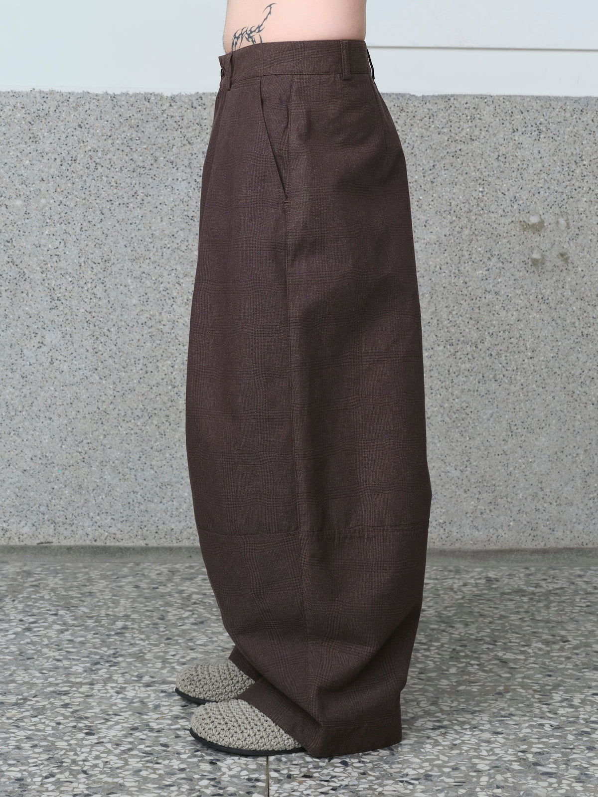 Deadbeat Trouser