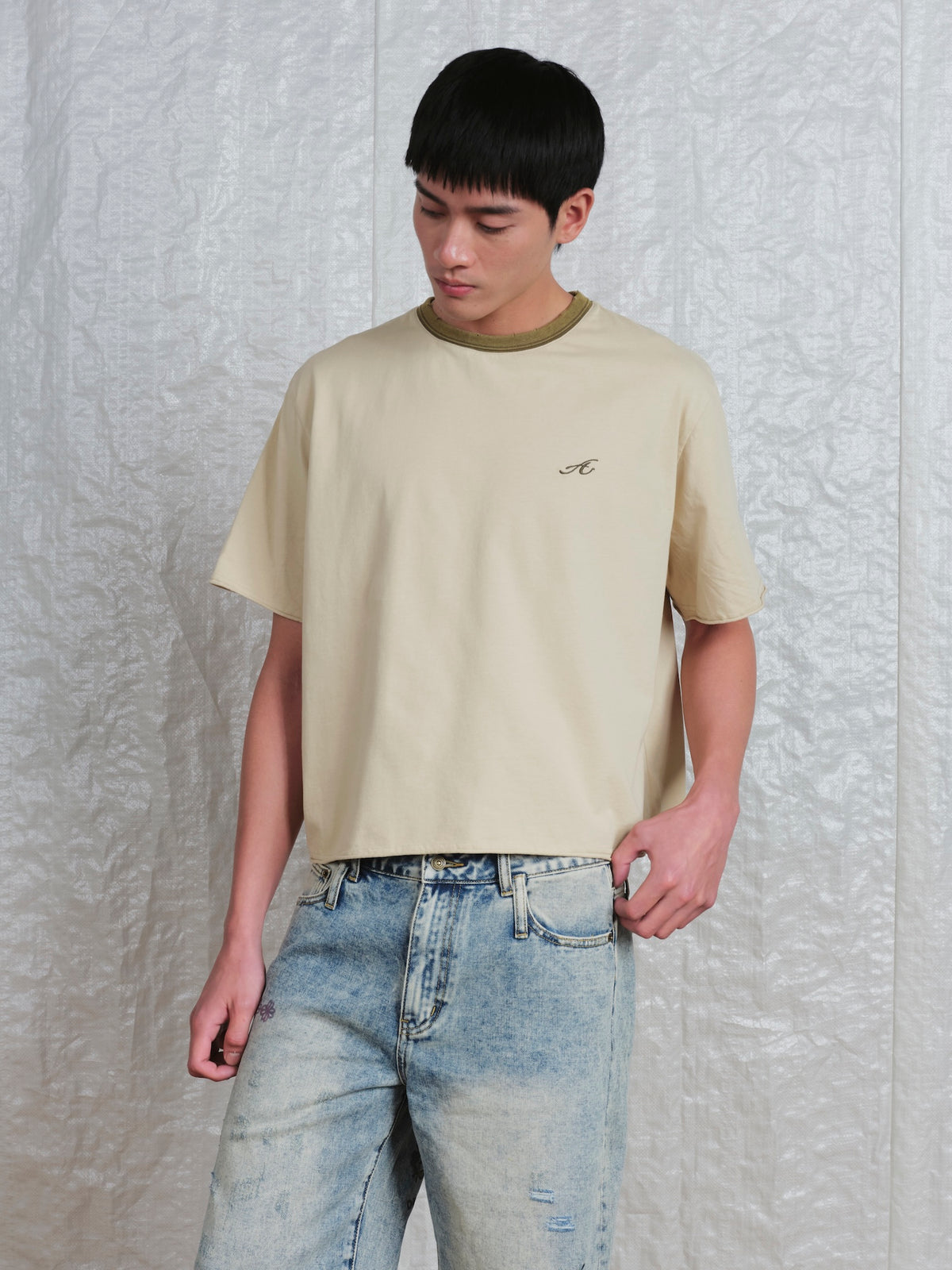 Contrast Collar Cropped Tee