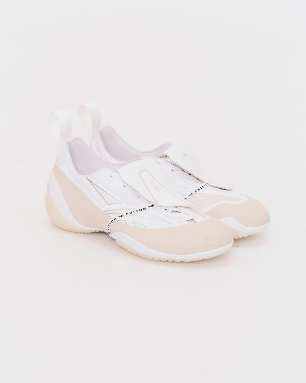 Reebok valde sales