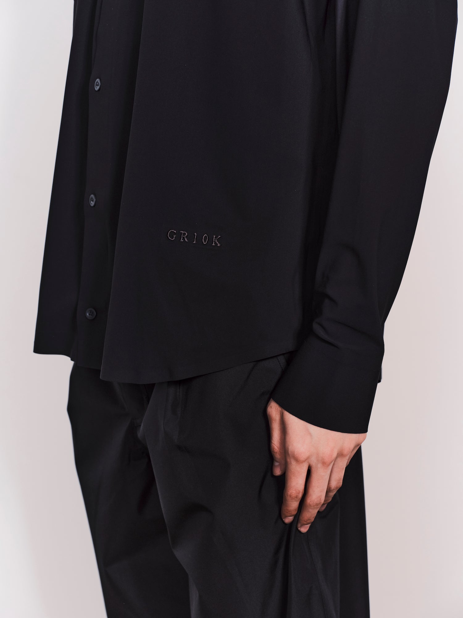 GR10K / Render Ultrasound Shirt Black - Road Sign