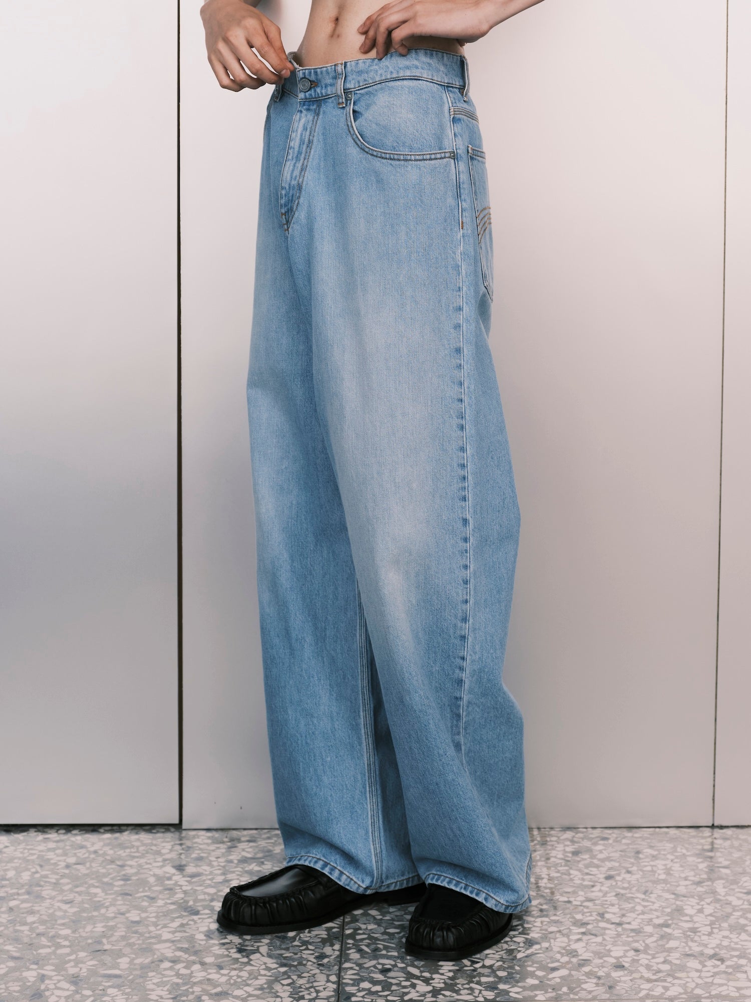 Flared Jeans