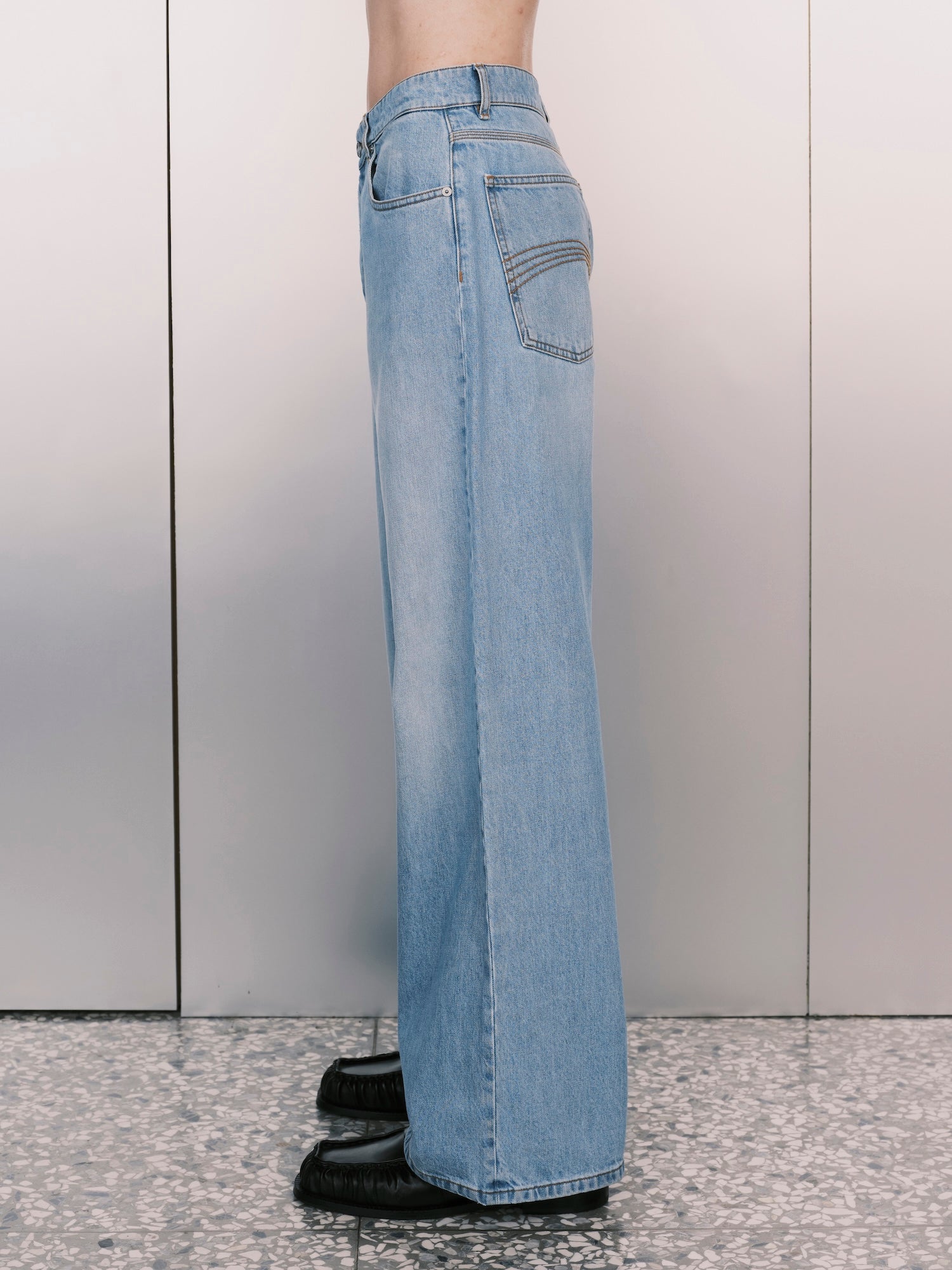 Flared Jeans