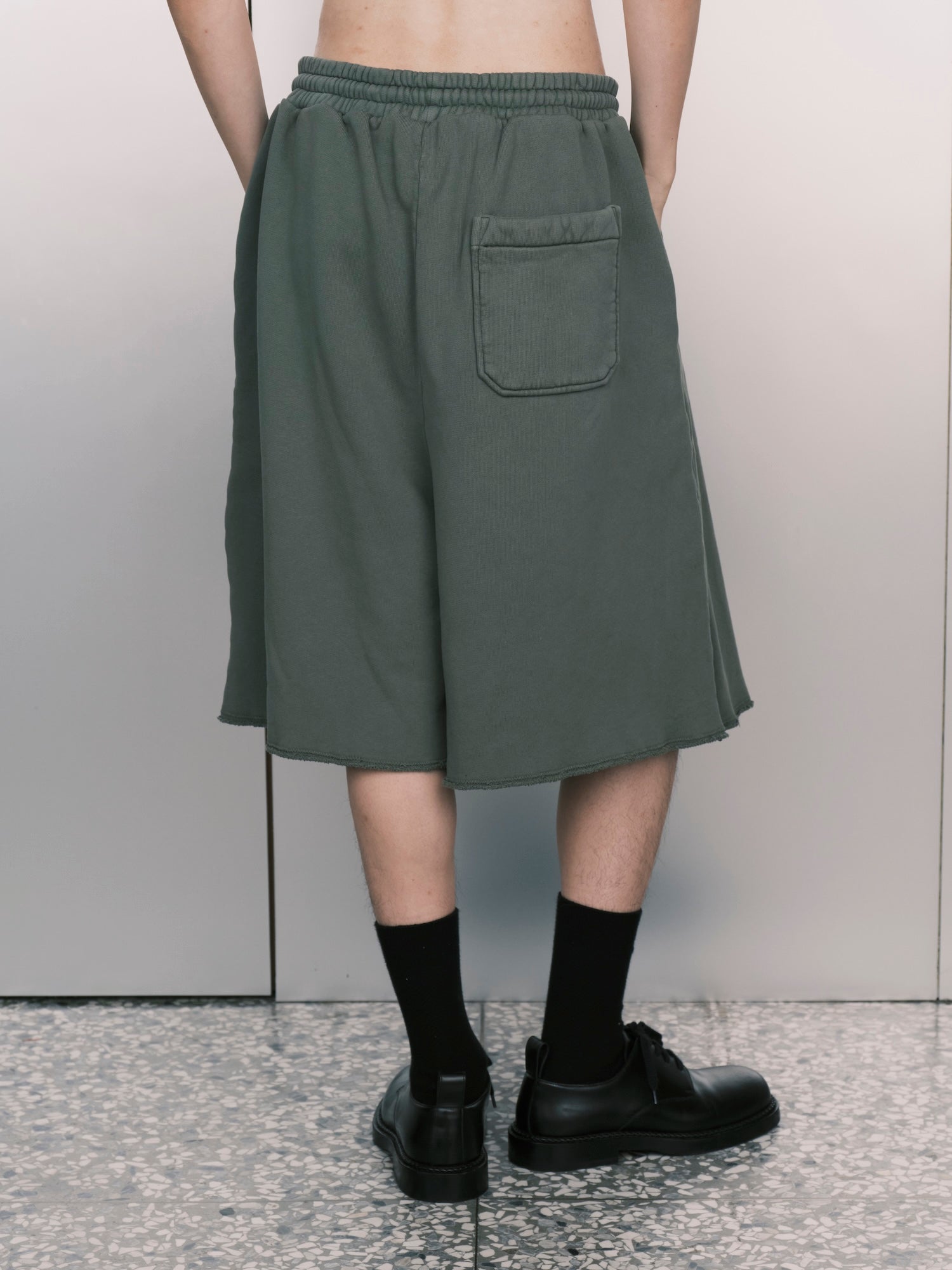Zoku Shorts