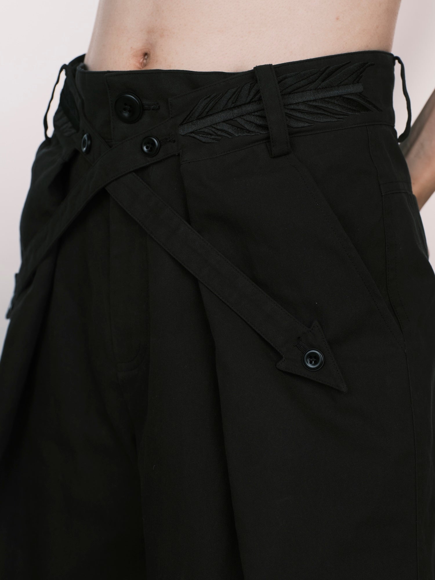 Cross Arrow Pantaloon Shorts