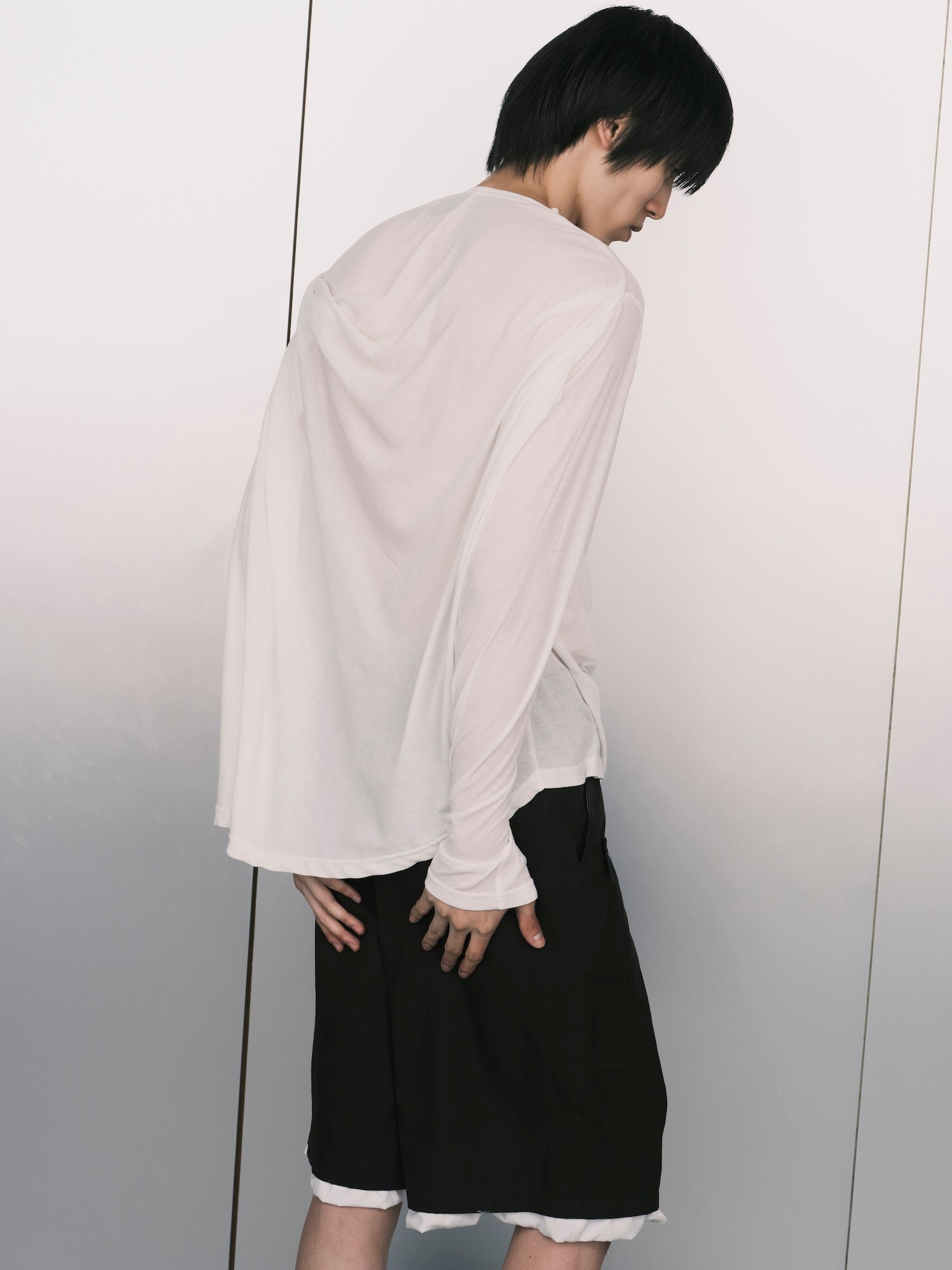 Claw Drape Henley Long-Sleeve