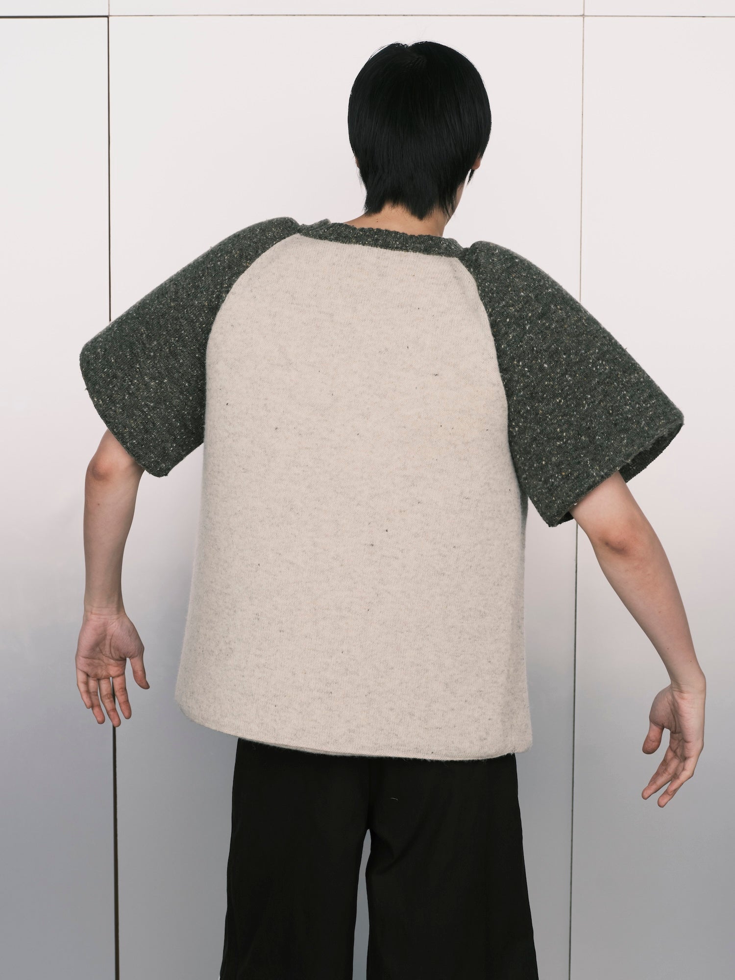 Foam Raglan Knit Tee