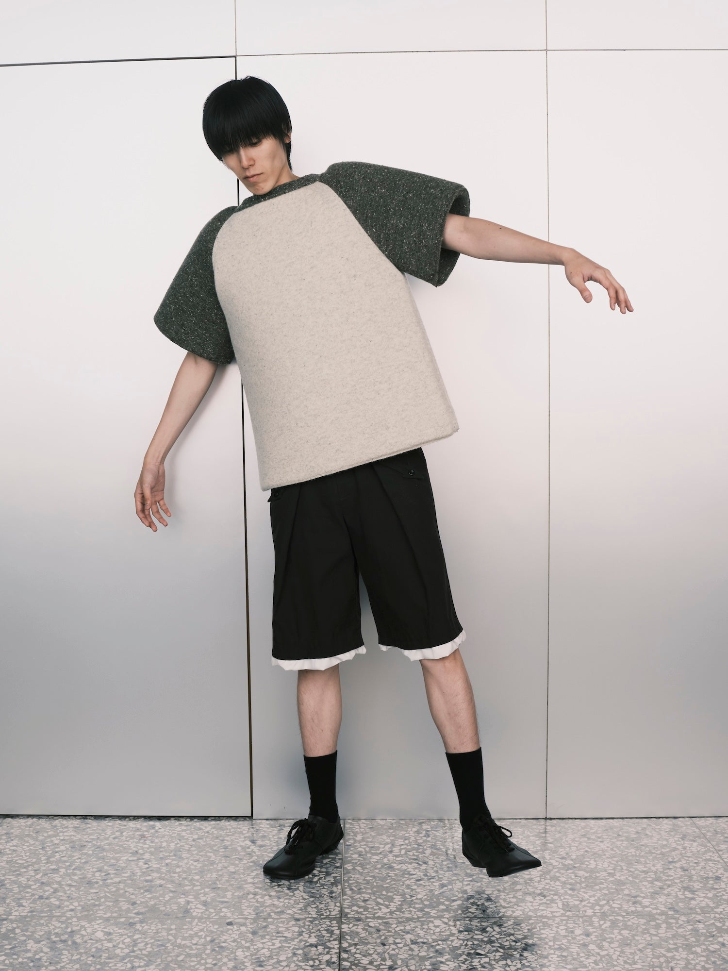 Foam Raglan Knit Tee