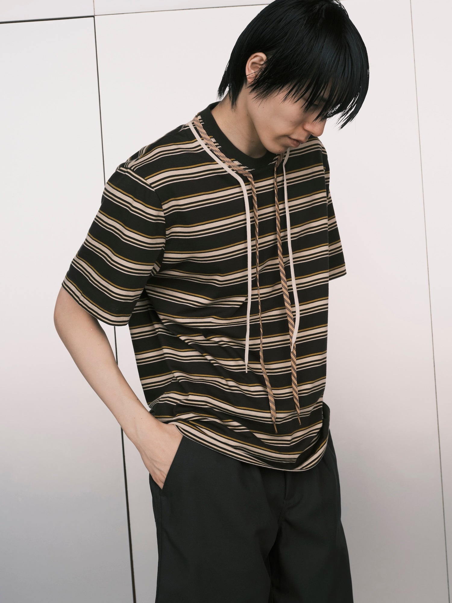 Trek-lace T-shirt