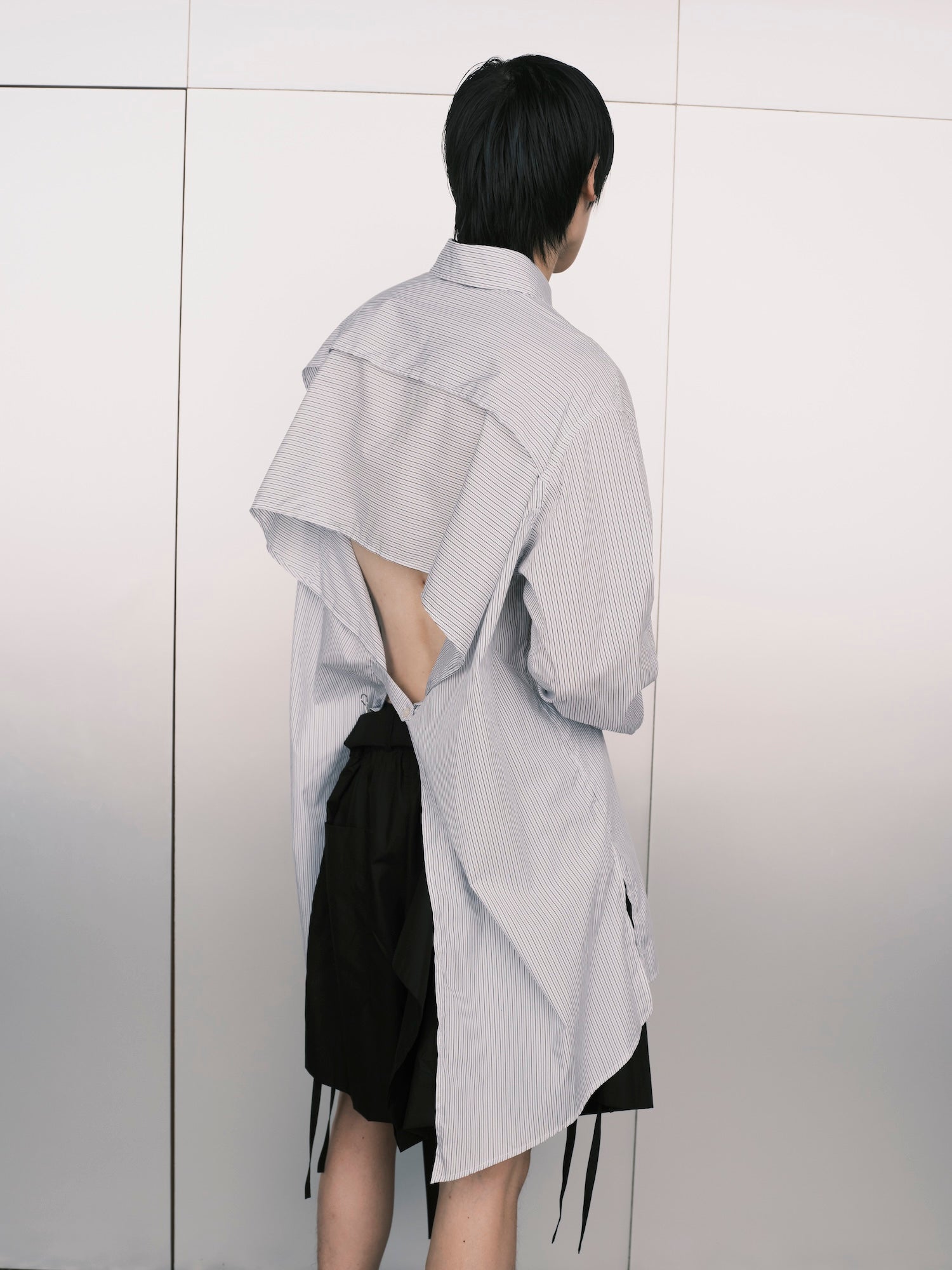 Open-back Shirt