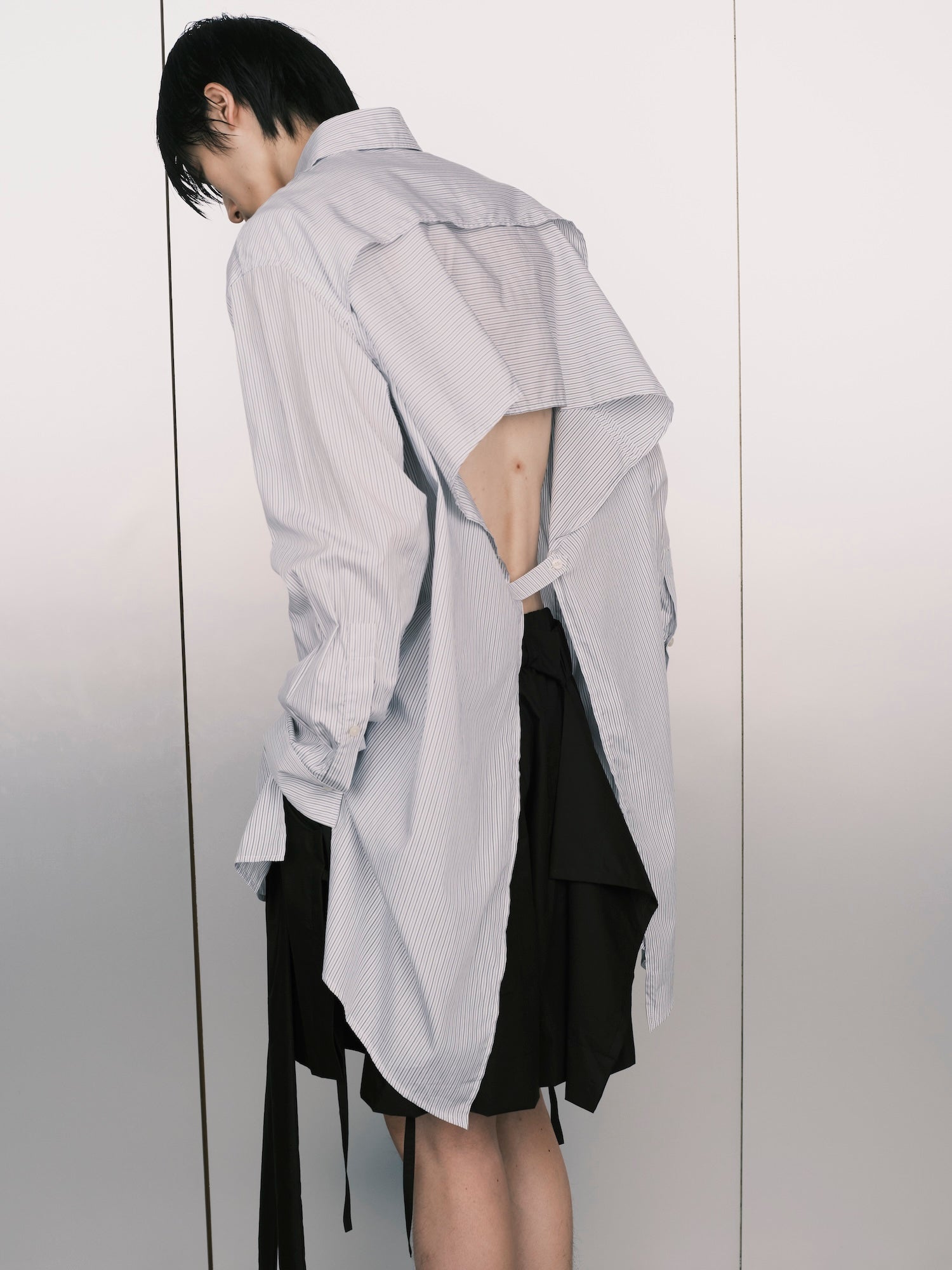 Open-back Shirt