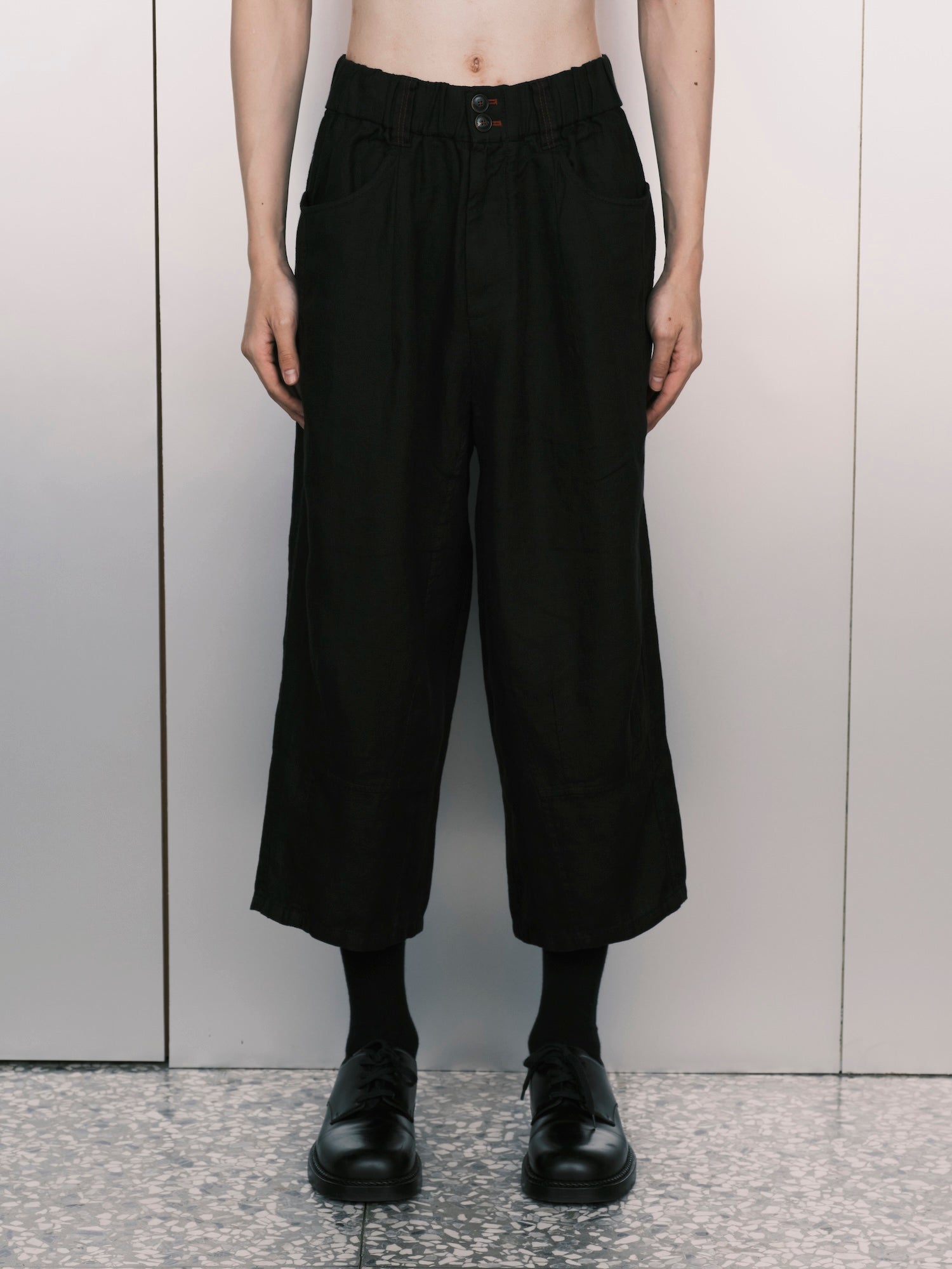 Cropped pants