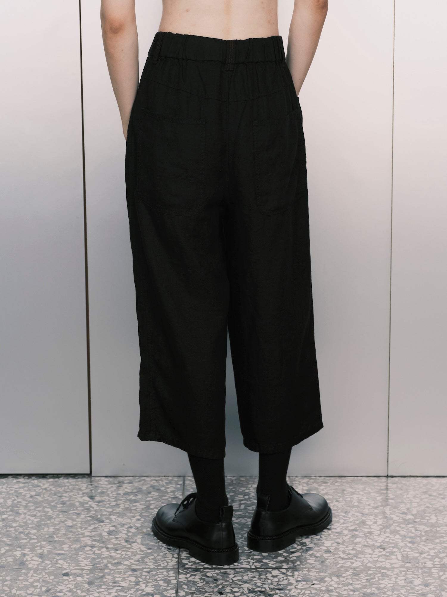 Cropped pants