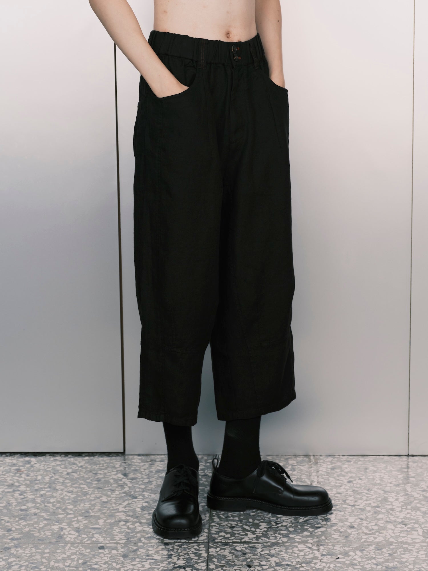 Cropped pants