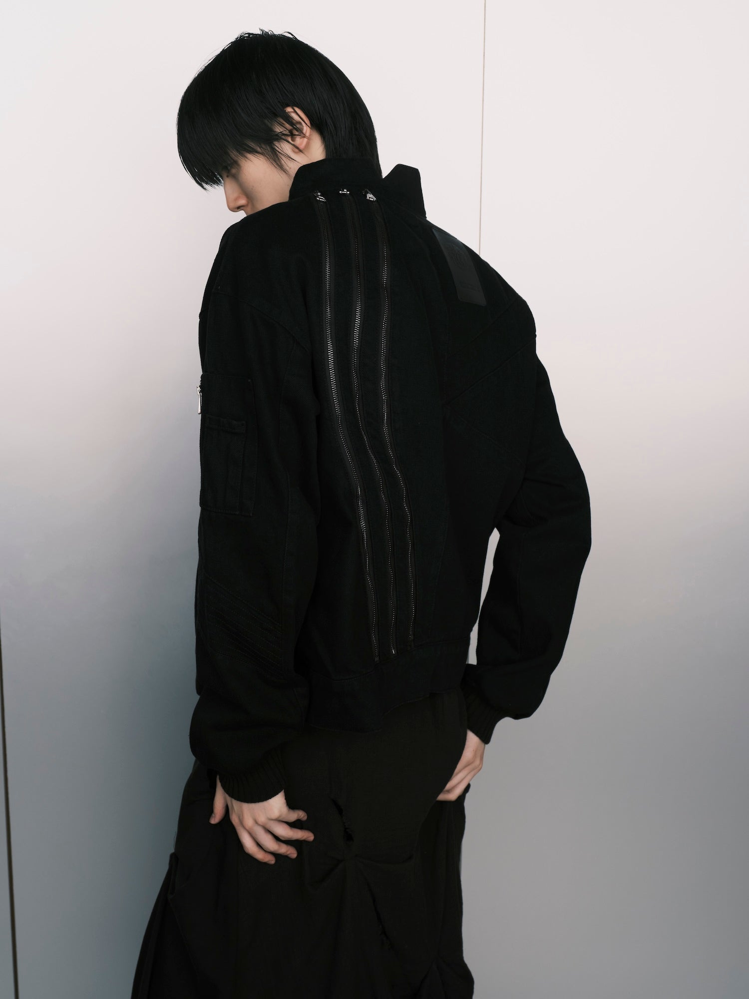 Curved Zipper Jacket