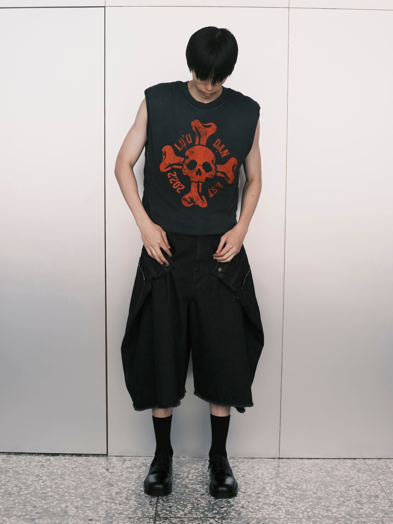Wadded Sleeveless Tee