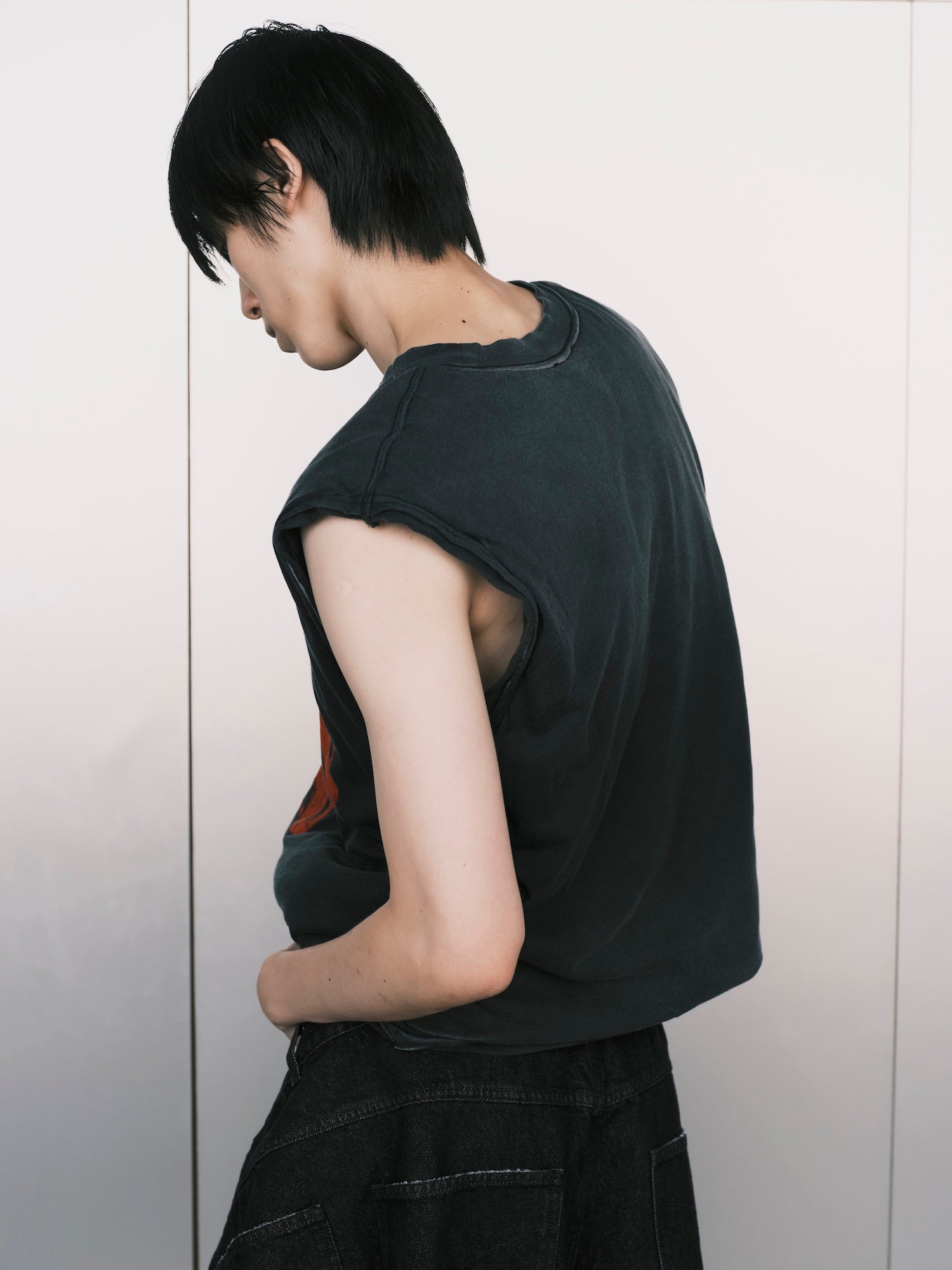 Wadded Sleeveless Tee