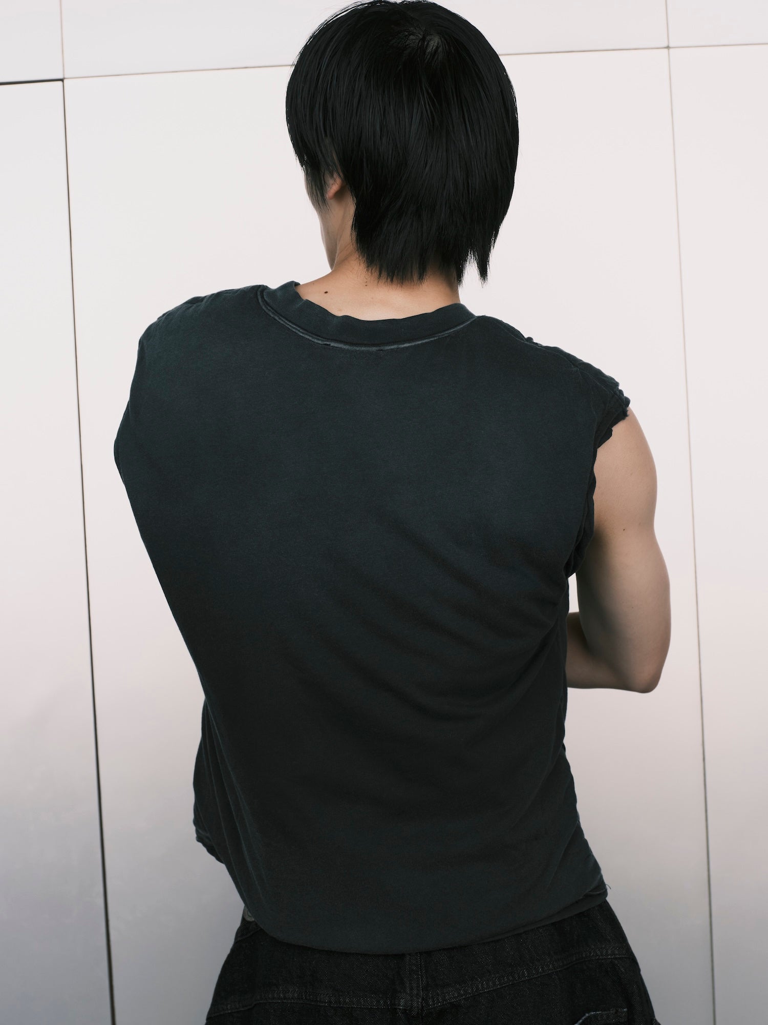 Wadded Sleeveless Tee