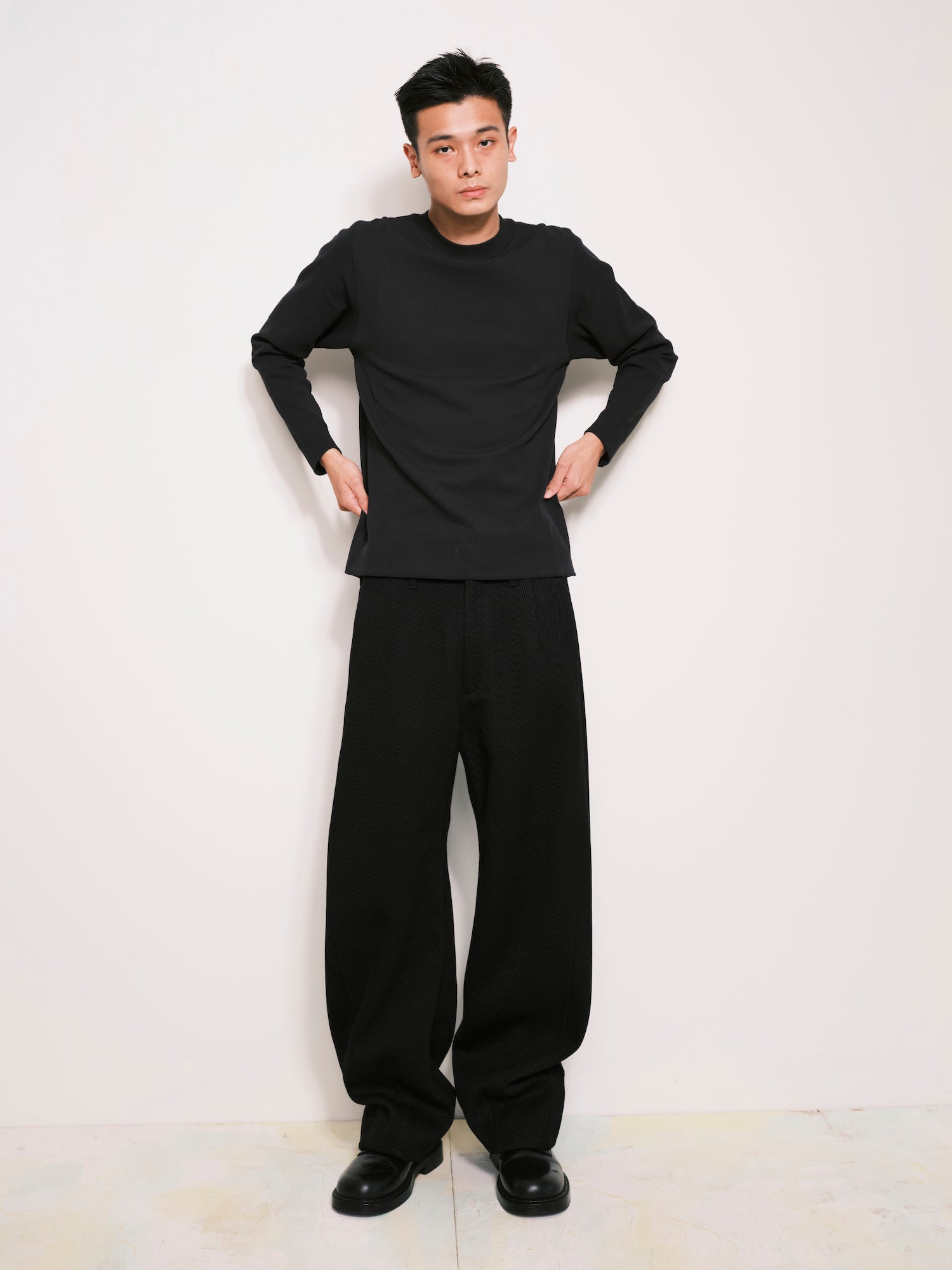 OMAR AFRIDI / Long Sleeve Thermal Black - Road Sign