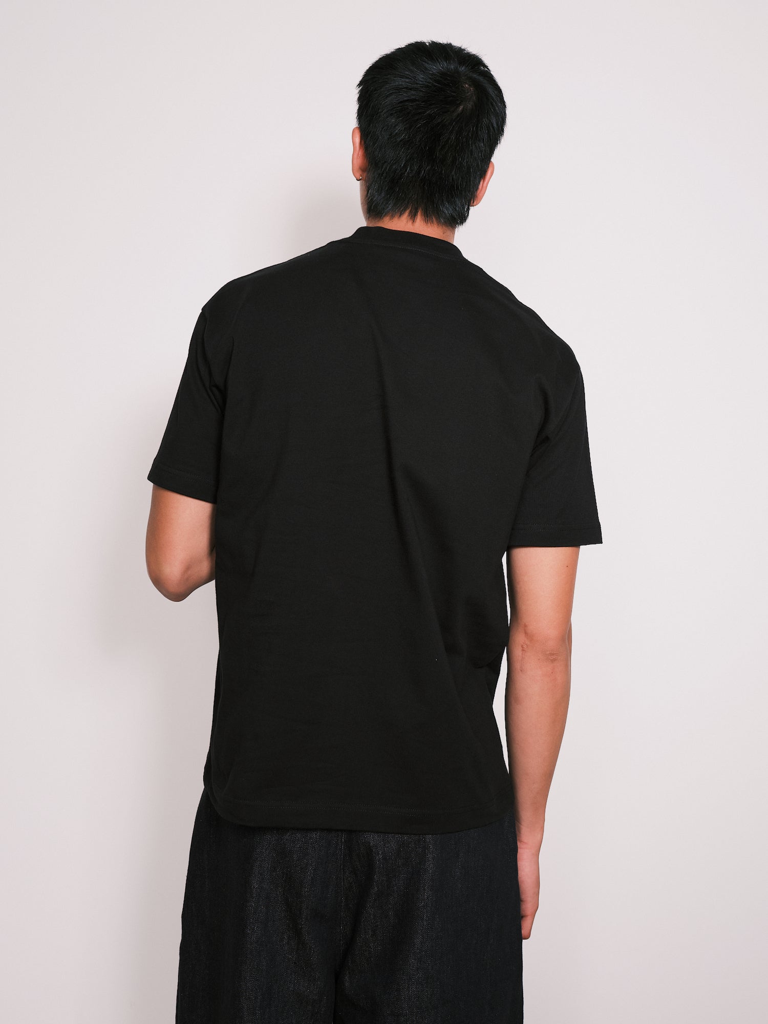 10Ss 草書印花 修身短袖上衣