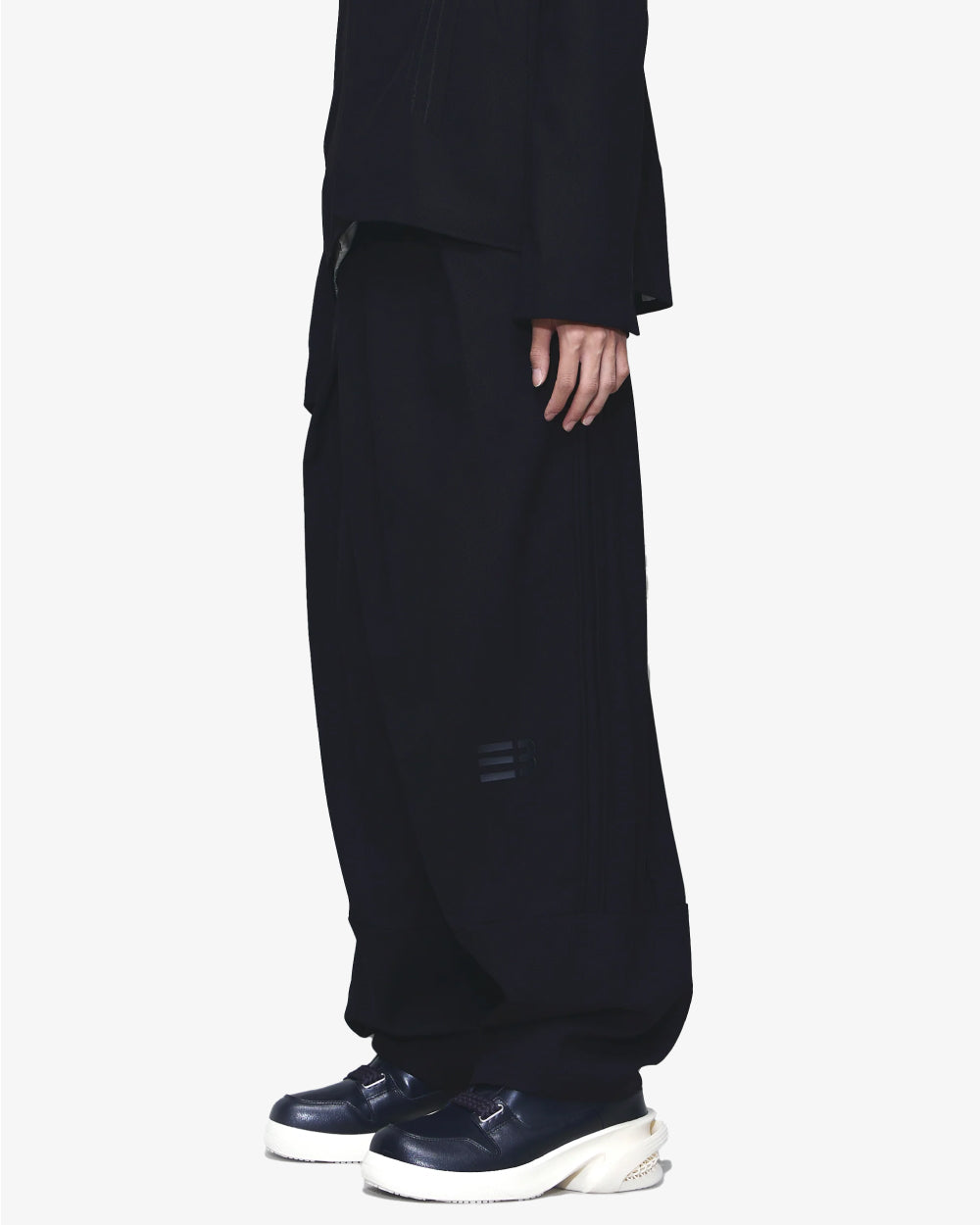 Odom Pleated Carrot Wide Trousers