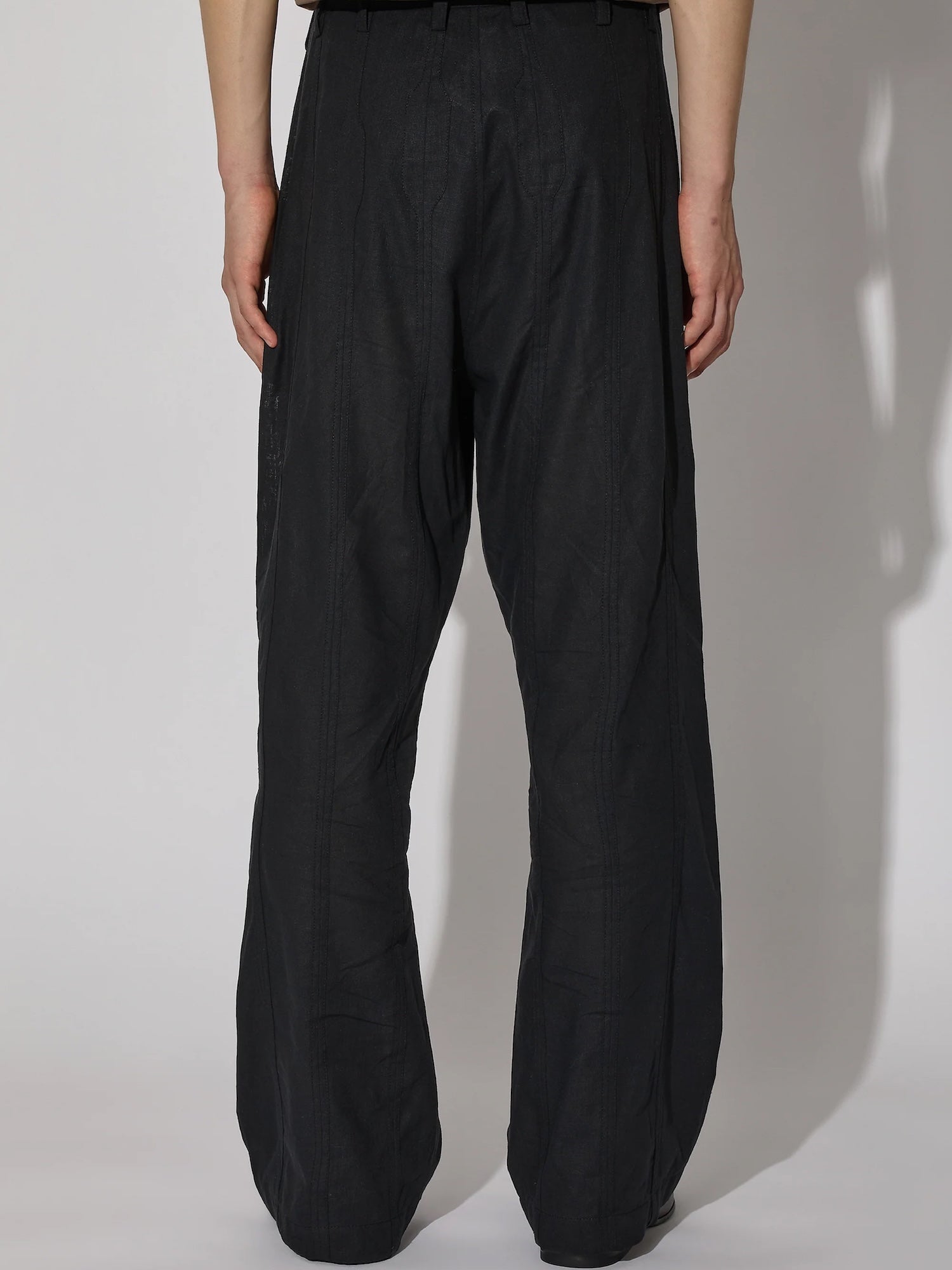_J.LA.L_ / Hans Trousers Shungite Black - Road Sign