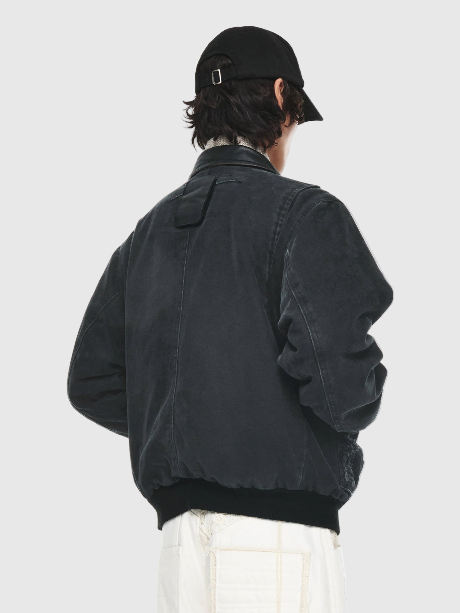 XLIM / Ep.8 04 Jacket Black - Road Sign