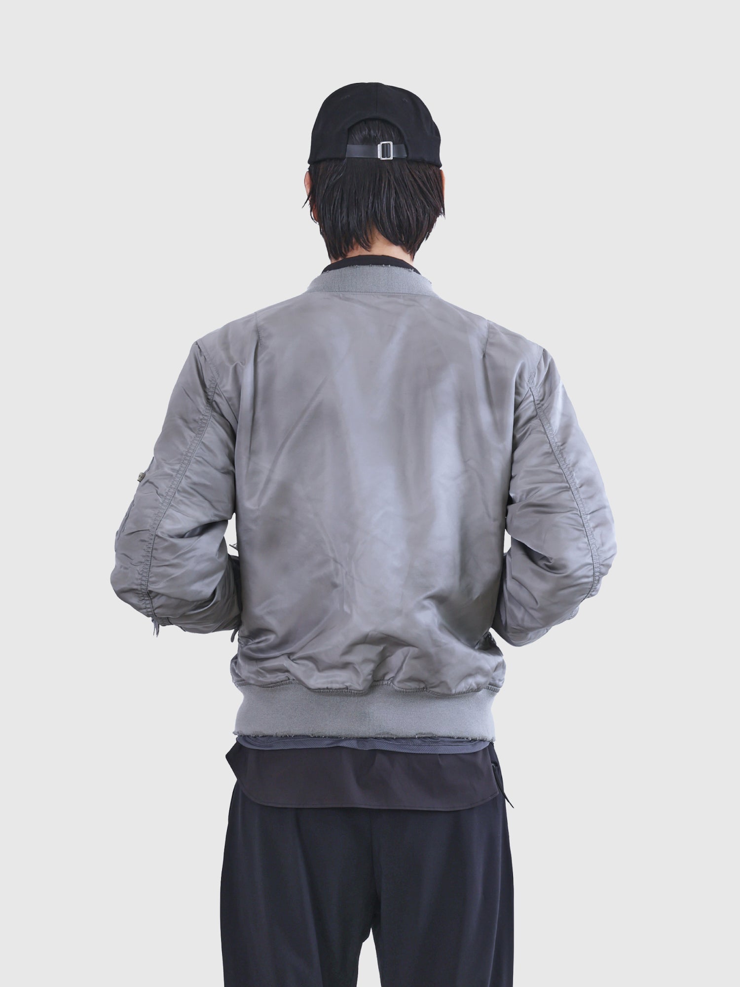 Ep.9 03 Jacket