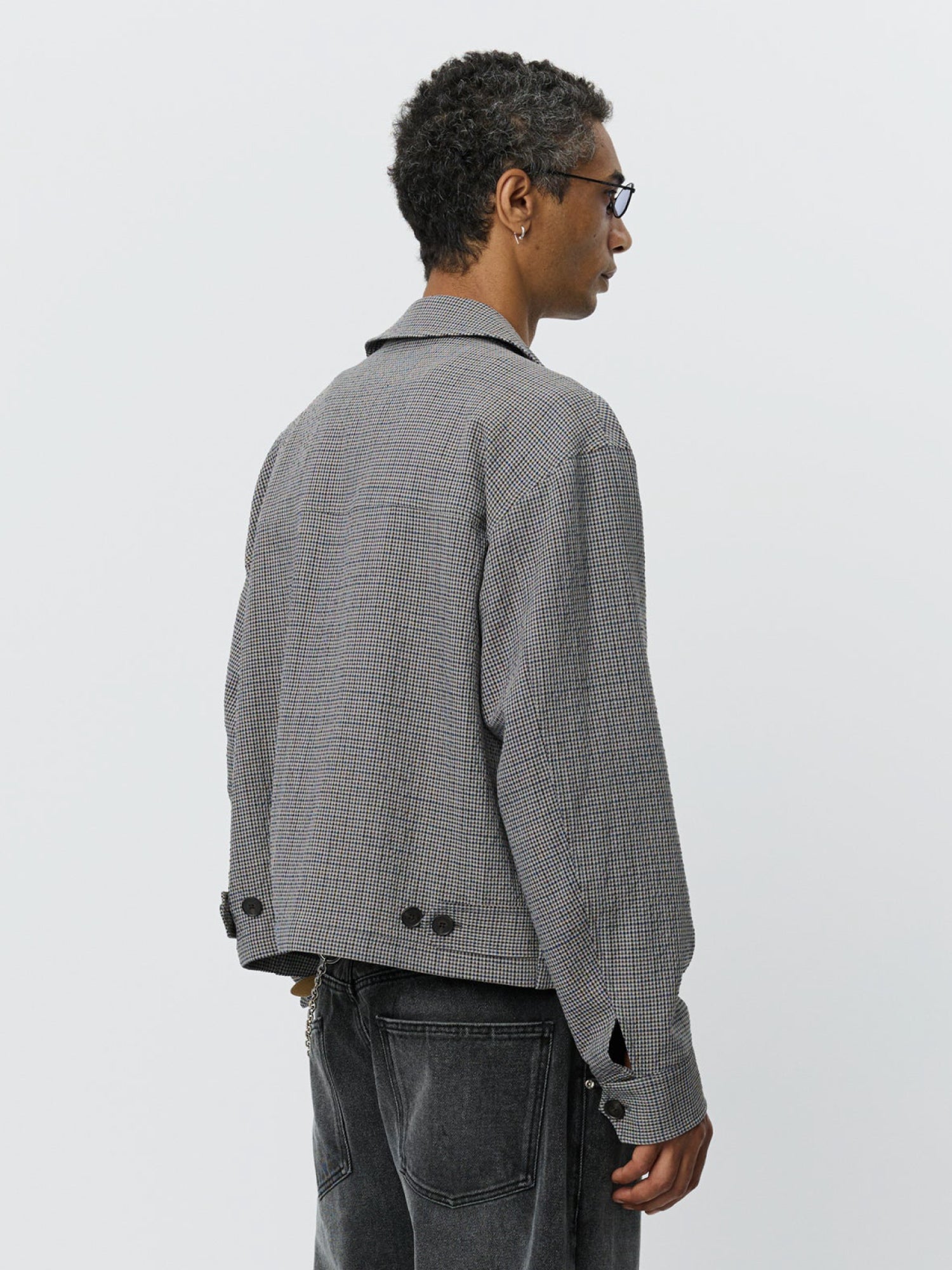 Mail Jacket