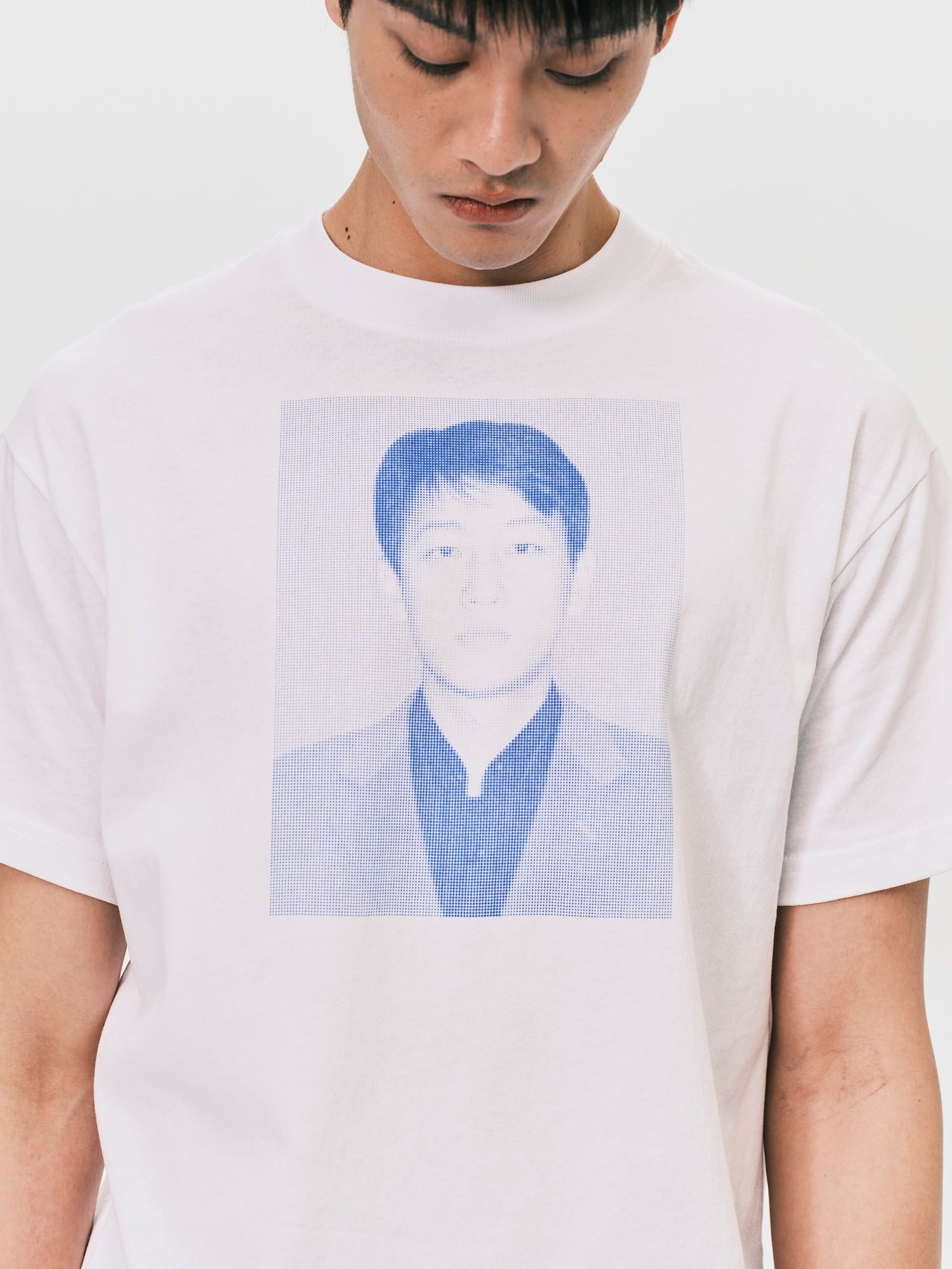 Park Jin Hyon Tee