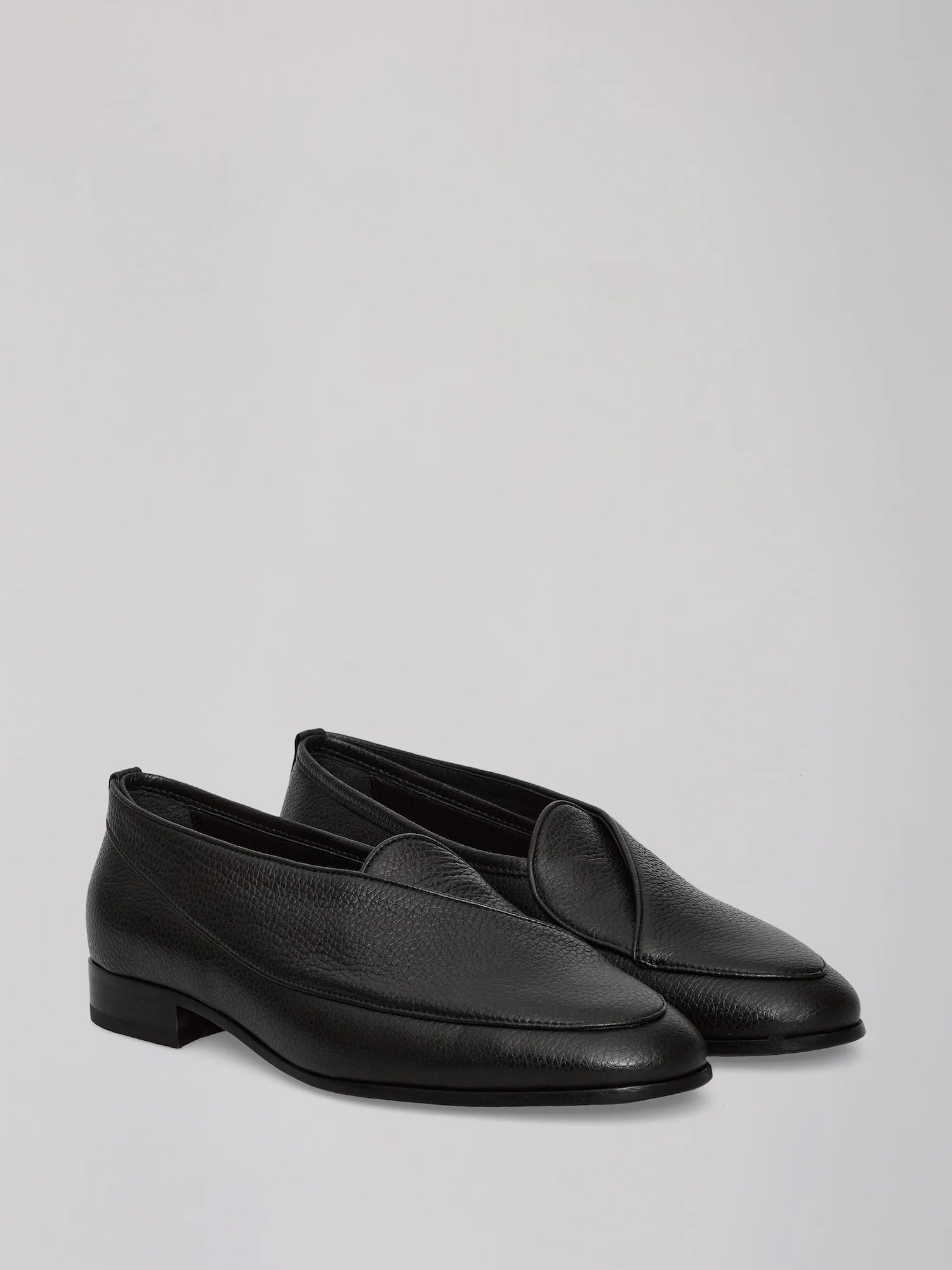 Shin Loafer
