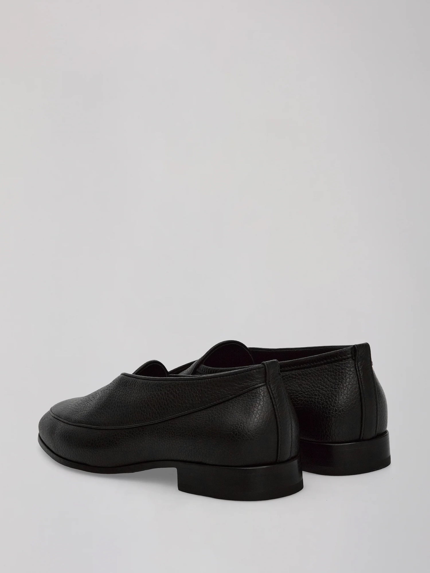 Shin Loafer