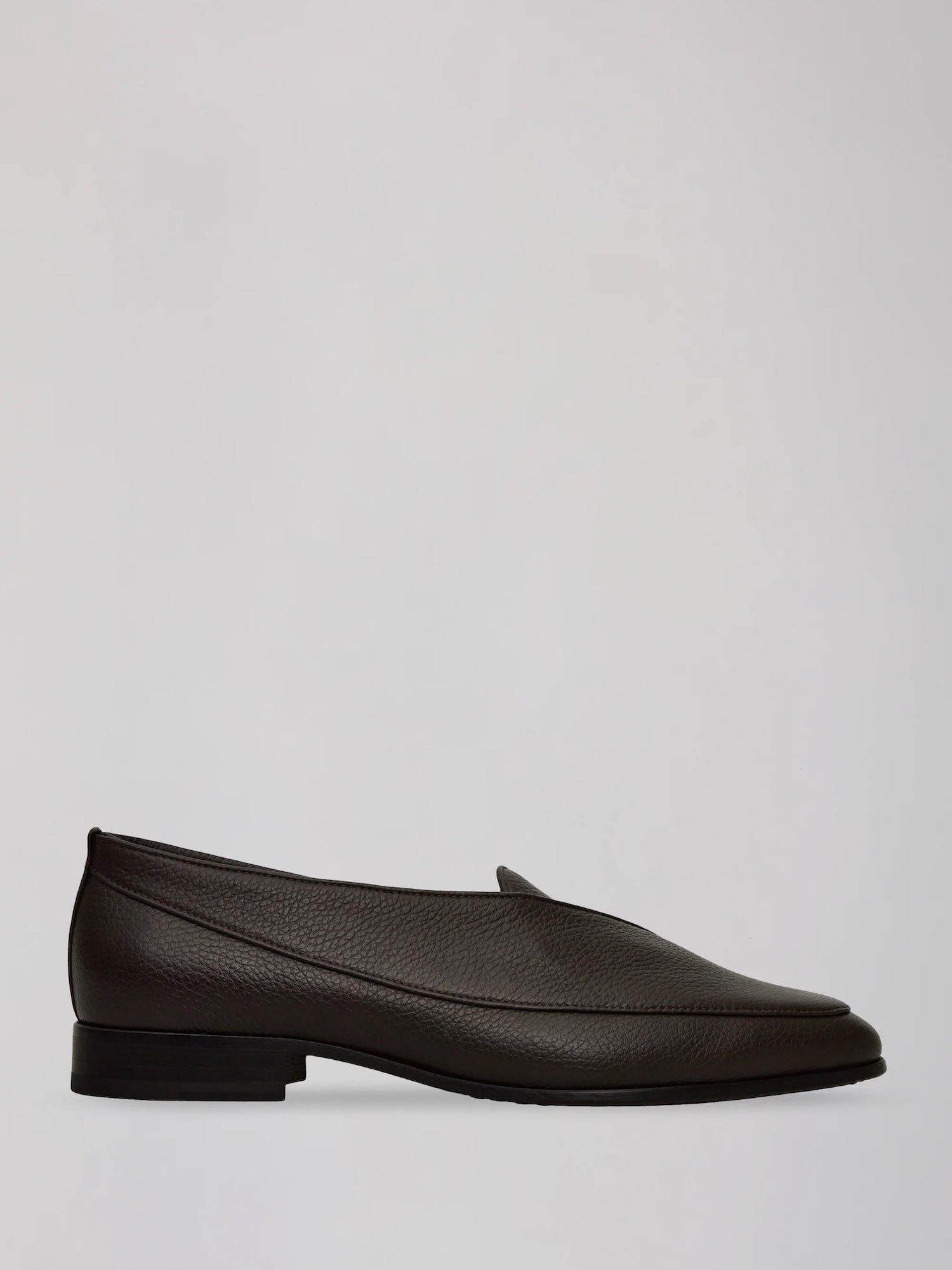 Shin Loafer