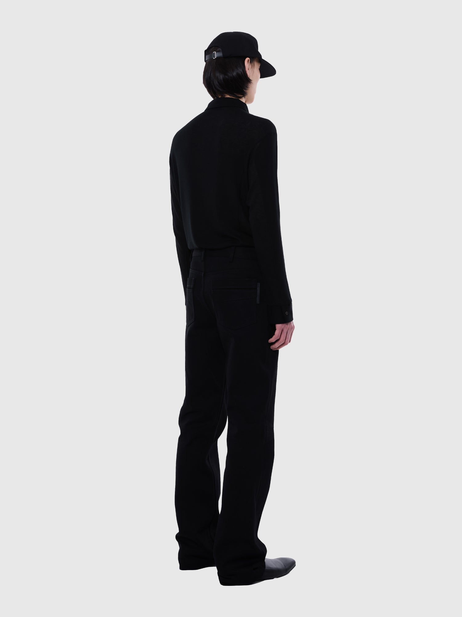 Ep.9 06 Trousers